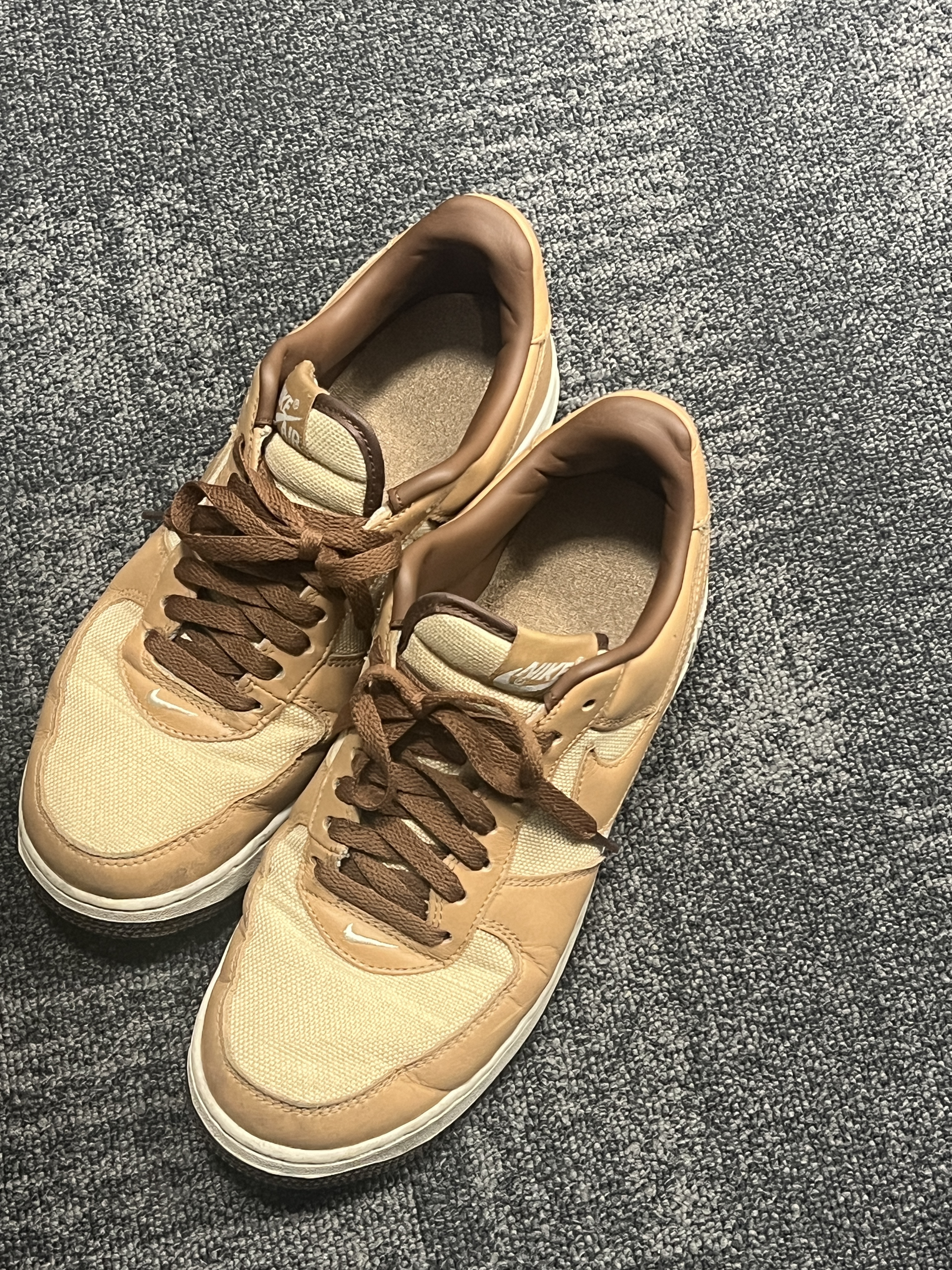 Nike Air Force 1 Low QS Acorn 2021 착용 스타일