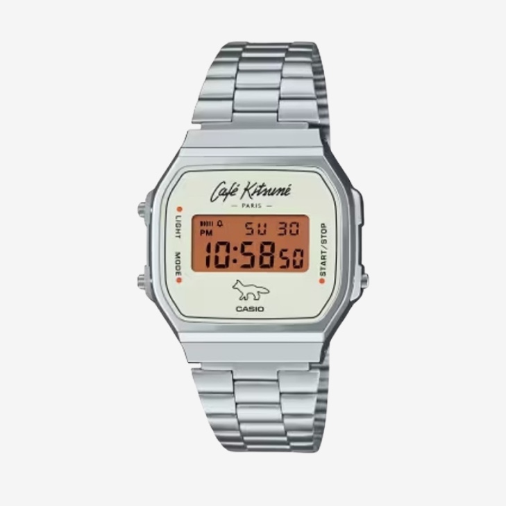 Casio x Maison Kitsune Cafe A168WECK-7A 착용 스타일