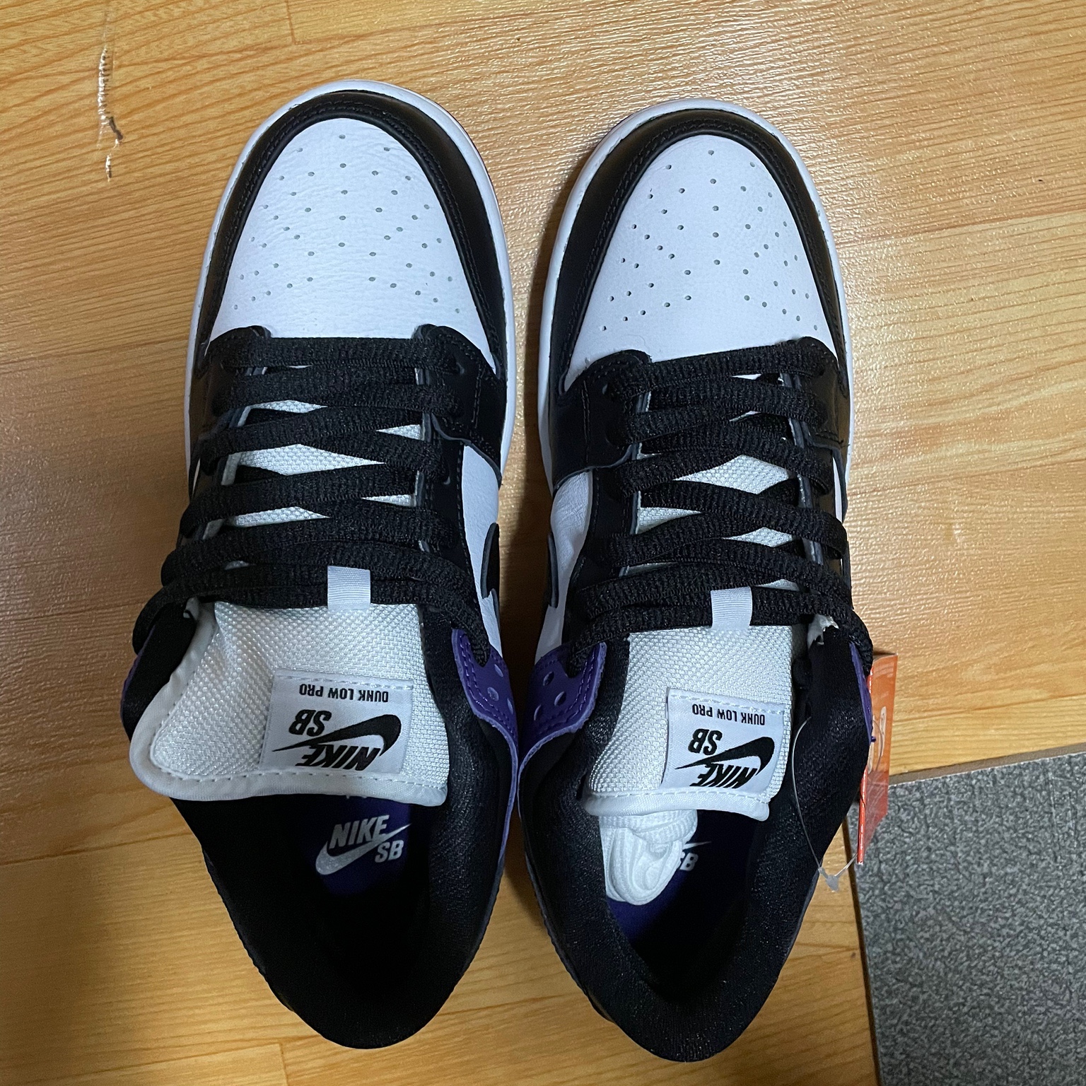 Nike SB Dunk Low Pro Court Purple 착용 스타일