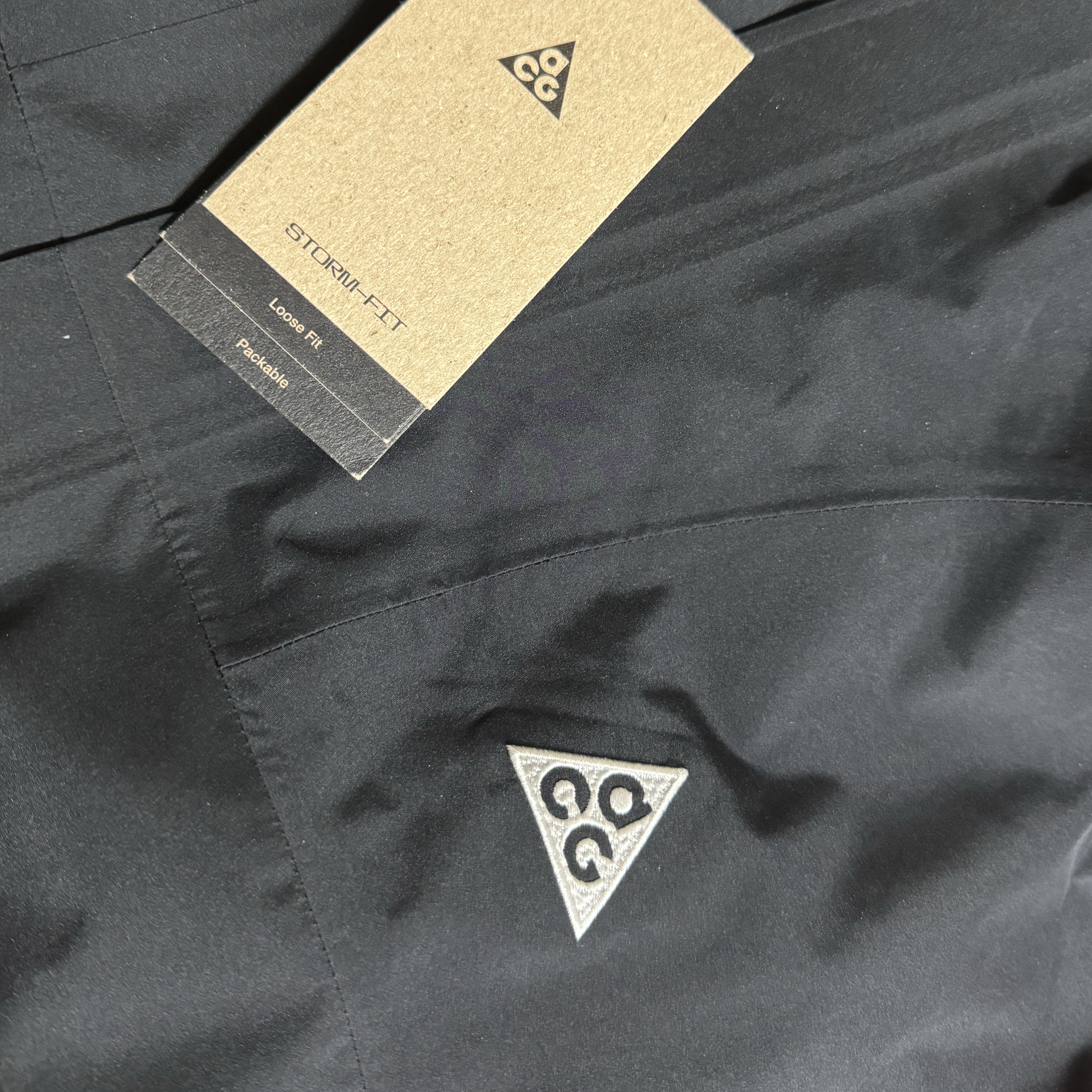 Nike ACG Storm-Fit ADV Cascade Rains Full Zip Jacket Black - Asia 착용 스타일
