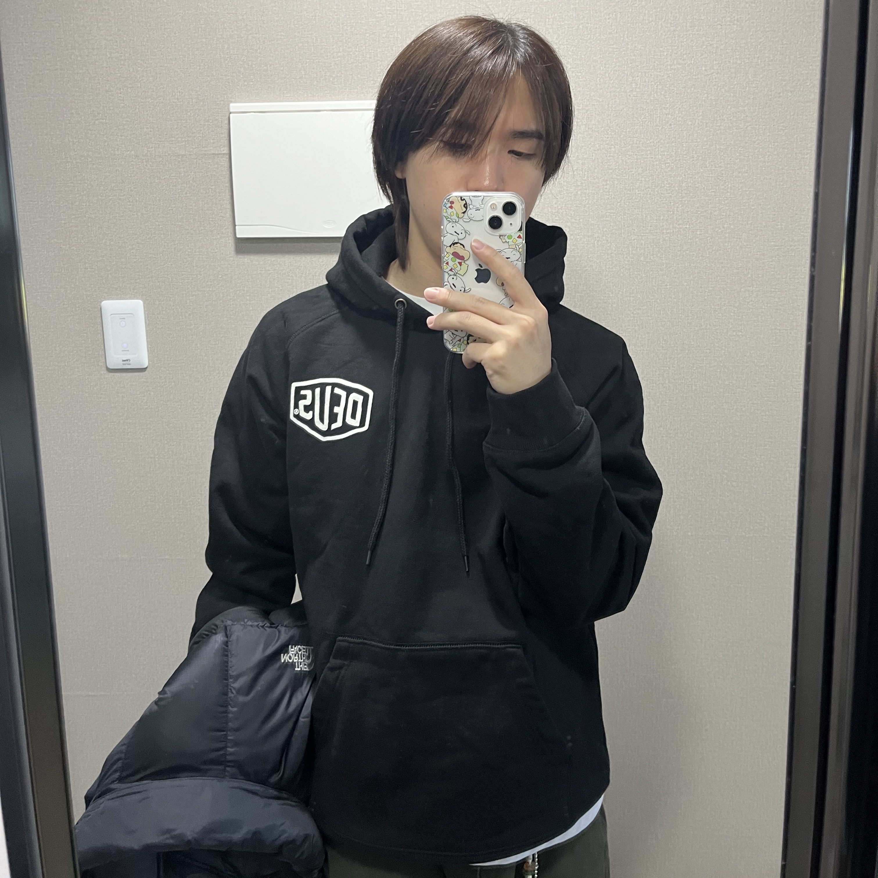 Human Made Sacoche Olive Drab, Deus Ex Machina Seoul Address Hoodie Black 착용 스타일 - 3