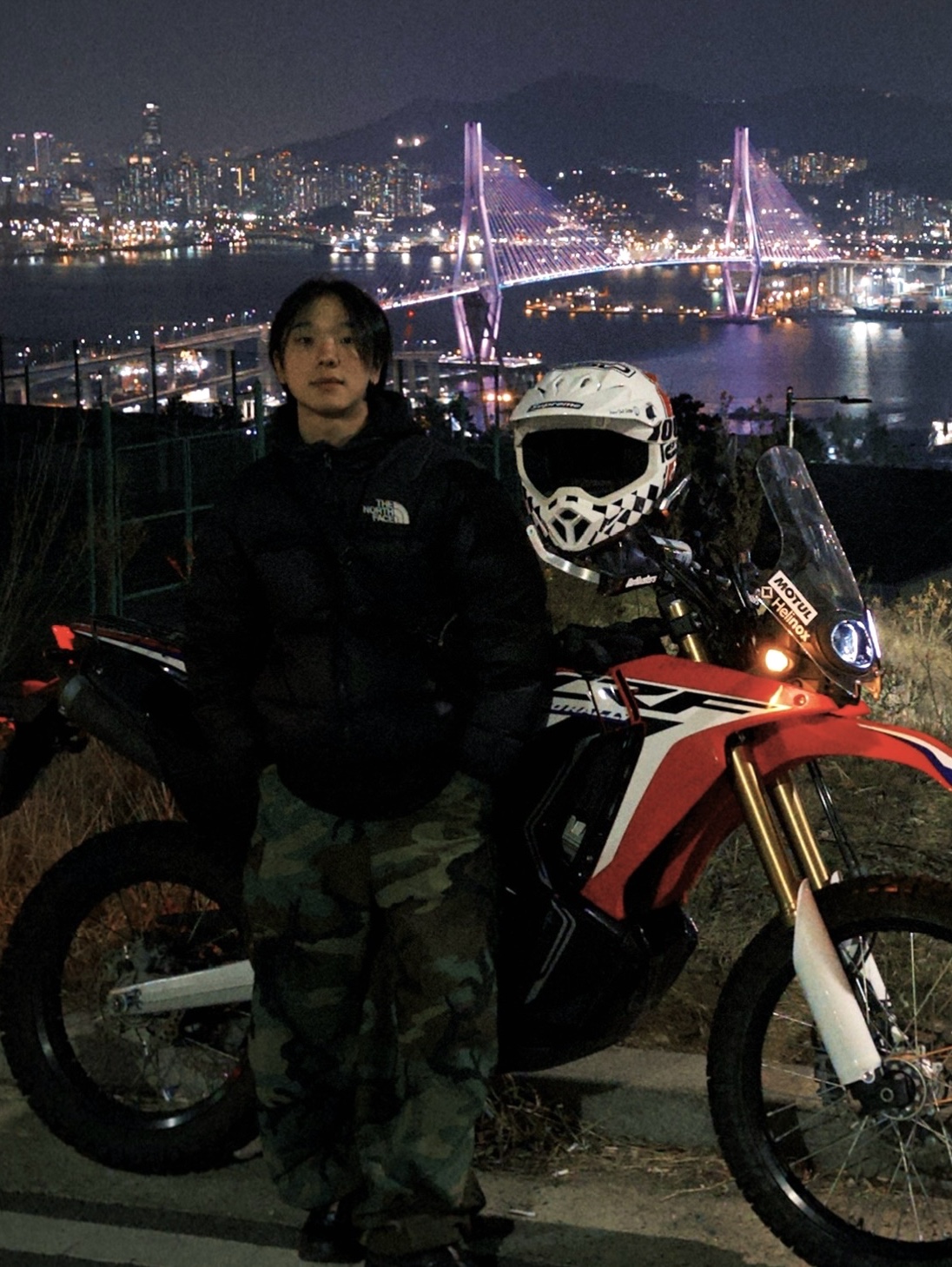 The North Face 1996 Eco Nuptse Jacket Black, Salomon XT-6 ADV Black 착용 스타일