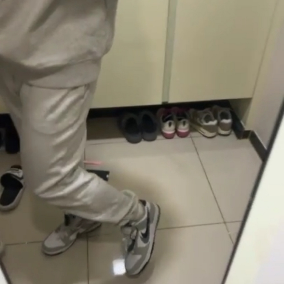 Nike Dunk Low Cool Grey White 착용 스타일