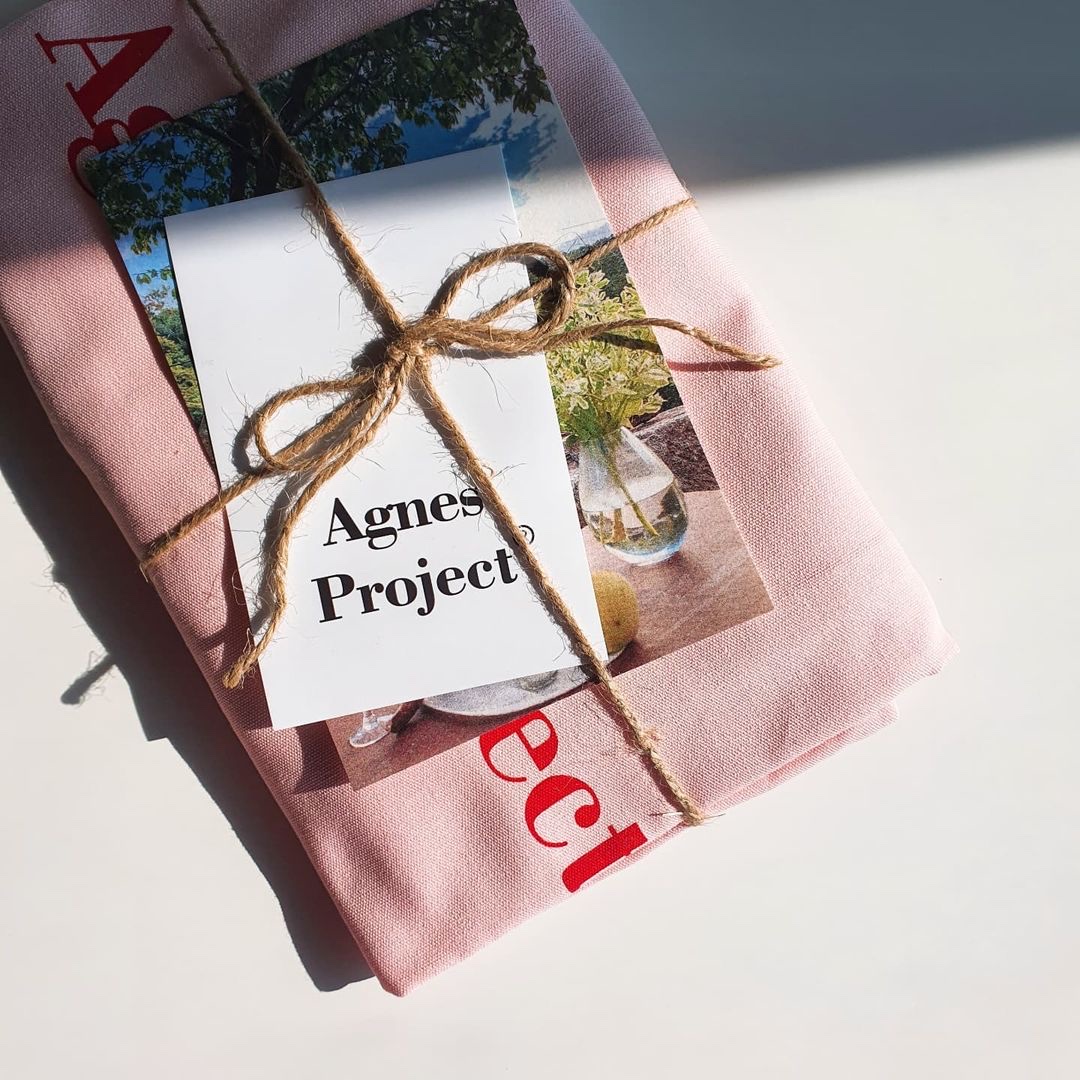 Agnes Project Large Cotton Bag Pink 착용 스타일