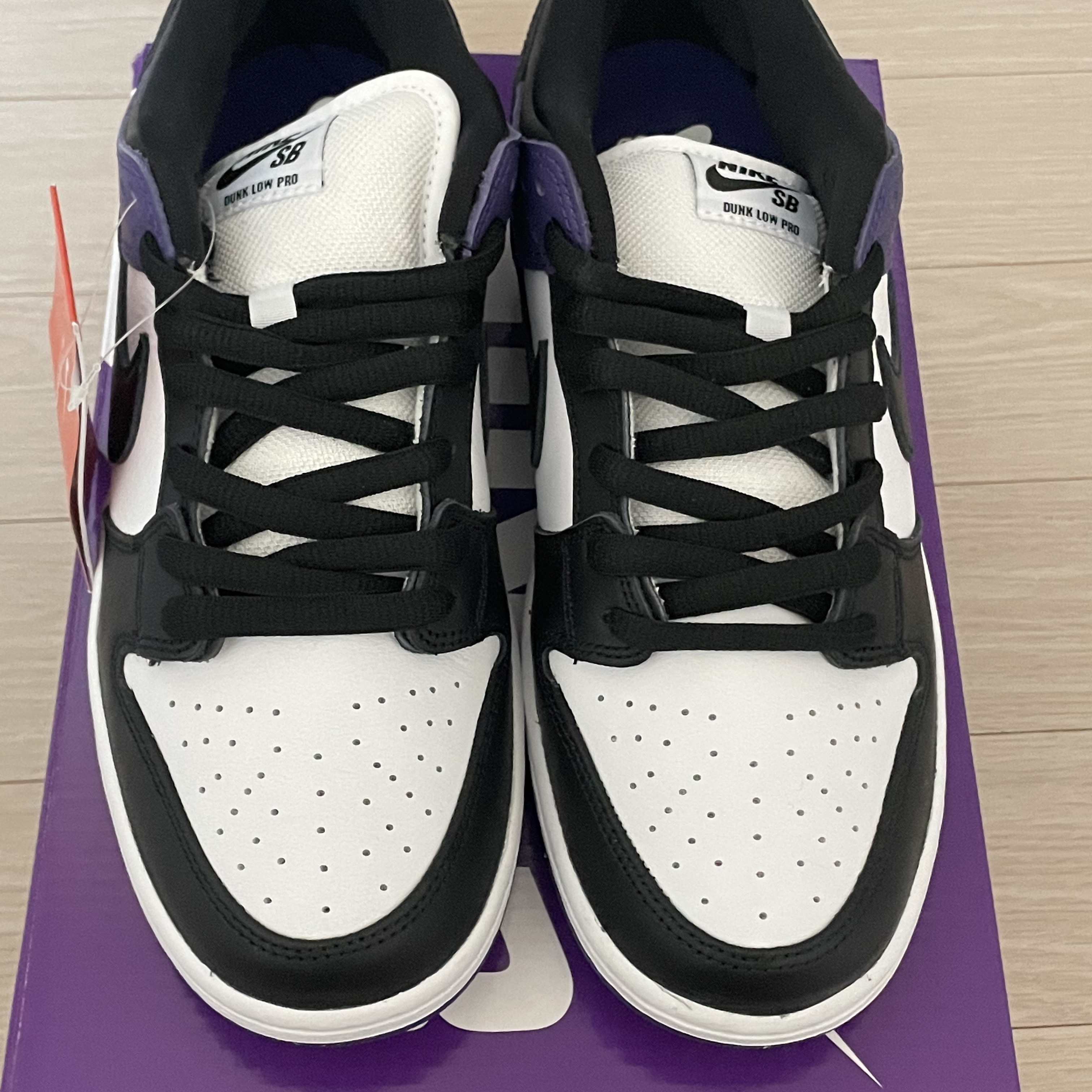 Nike SB Dunk Low Pro Court Purple 착용 스타일 - 3