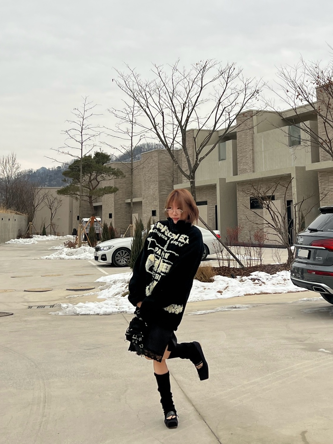 Y/Project Paris Best Jacquard Fleece Jacket Black - 23FW, (W) MM6 Maison Margiela Numeric Logo Strap Ballerina Flat Shoes Black 착용 스타일 - 2