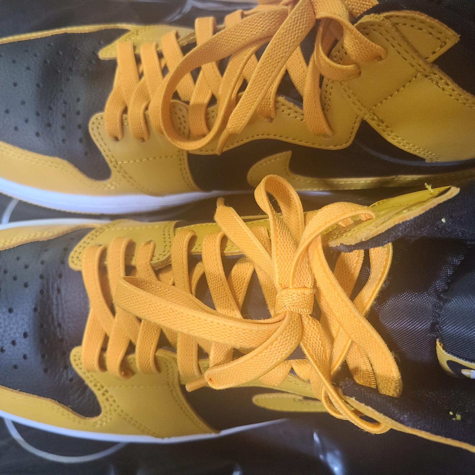 Jordan 1 Retro High OG Pollen 착용 스타일