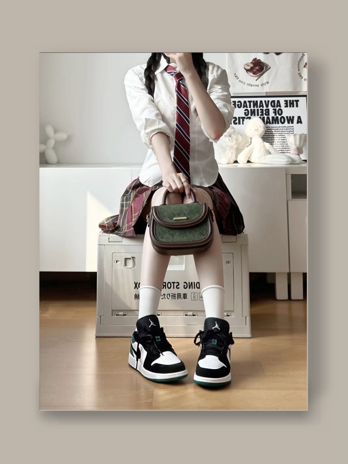 (GS) Jordan 1 Low Black Mystic Green 착용 스타일