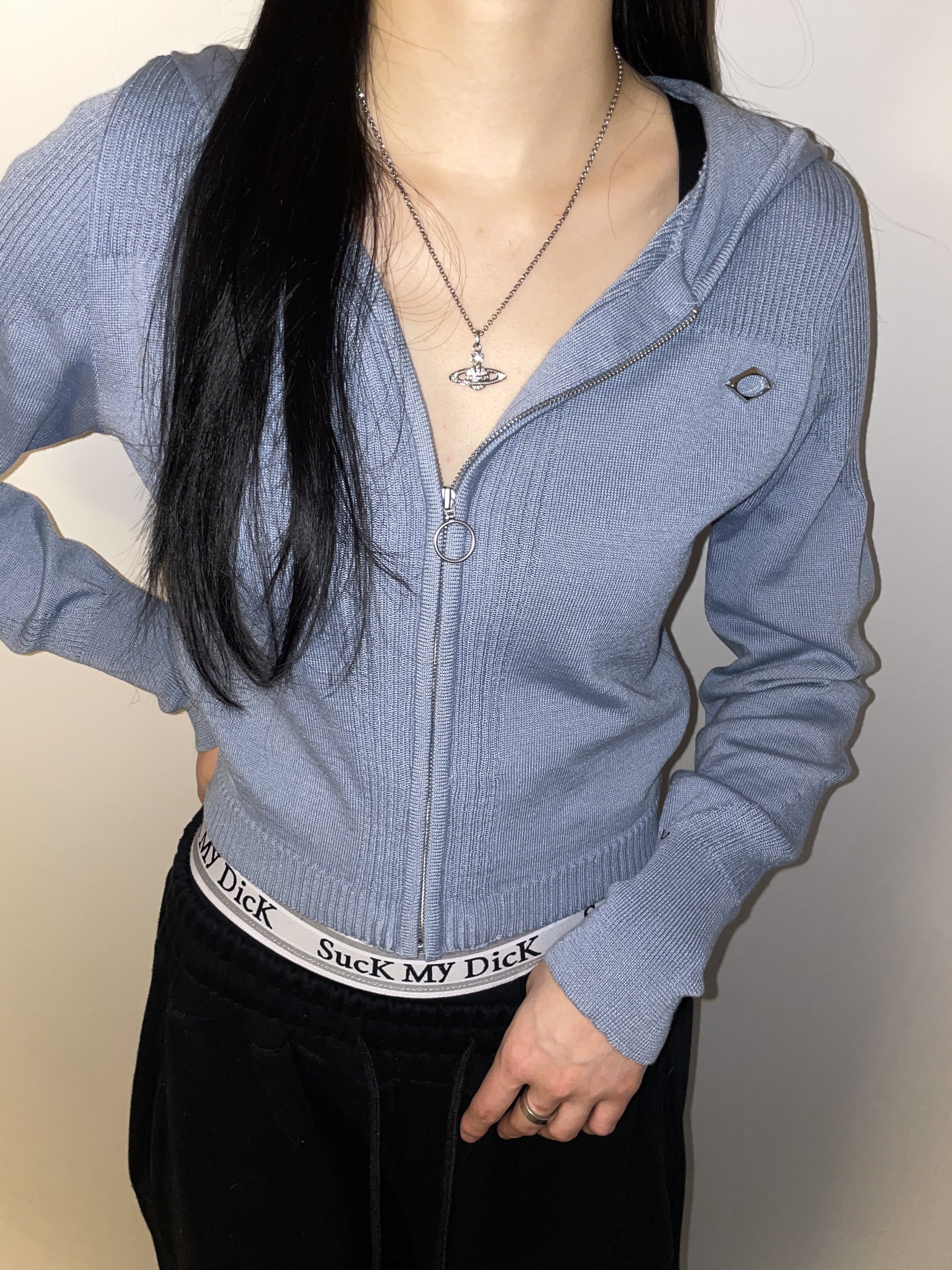 (W) Mischief Rhombus Knitted Hoodie Greyish Blue, Vivienne Westwood Mini Bas Relief Pendant Silver 착용 스타일 - 2