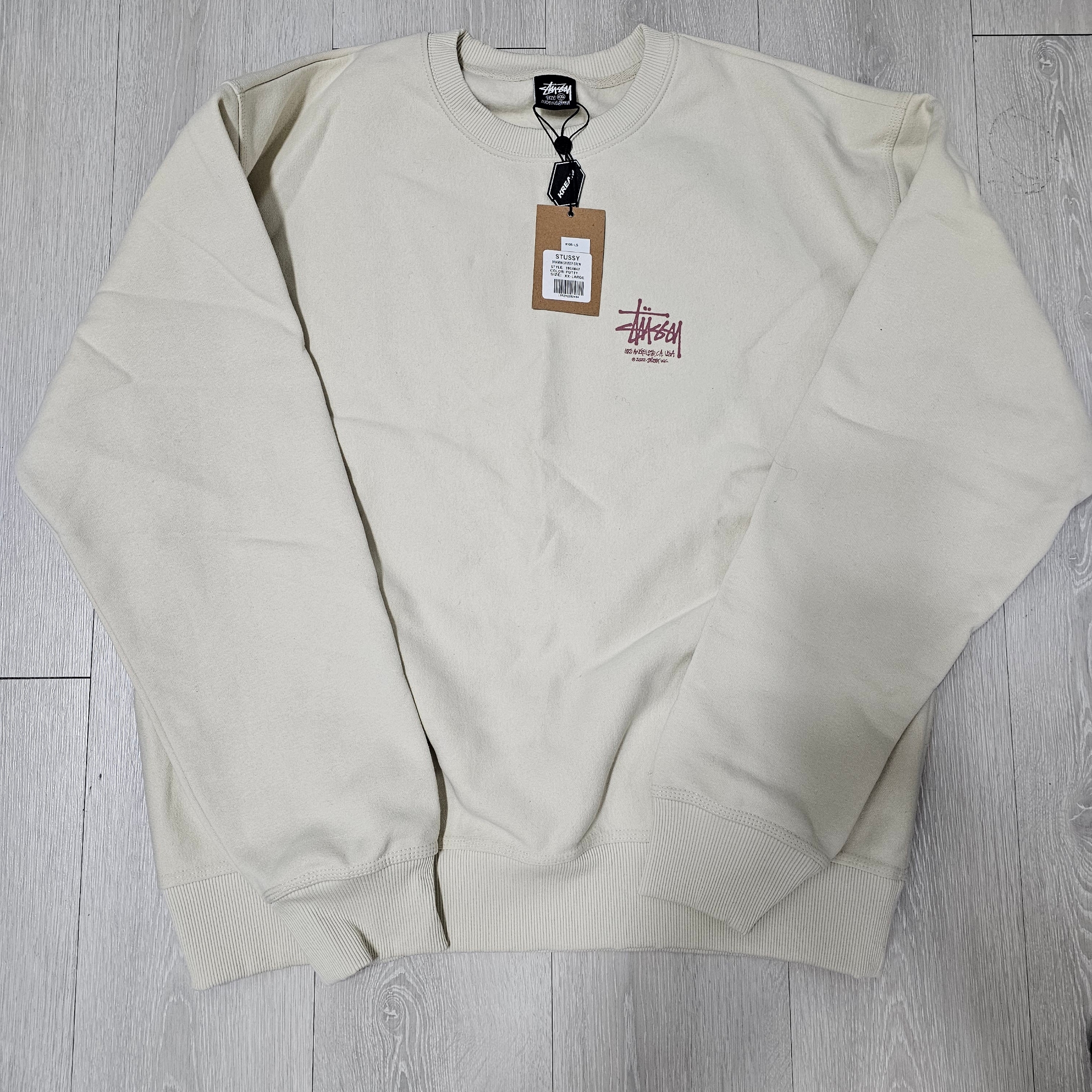 Stussy Dragon Crew Putty 착용 스타일 - 2
