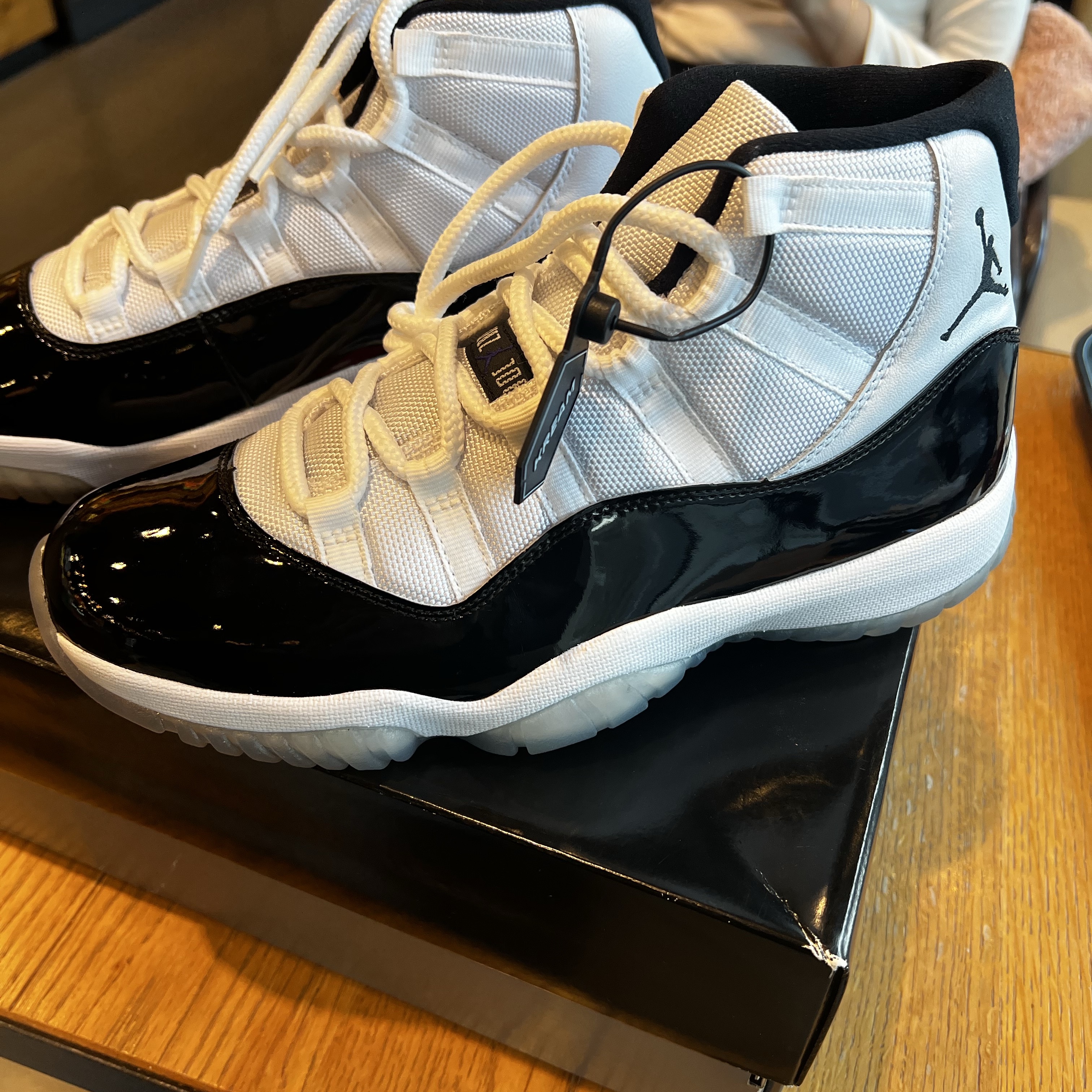 Jordan 11 Retro Concord 2018 착용 스타일