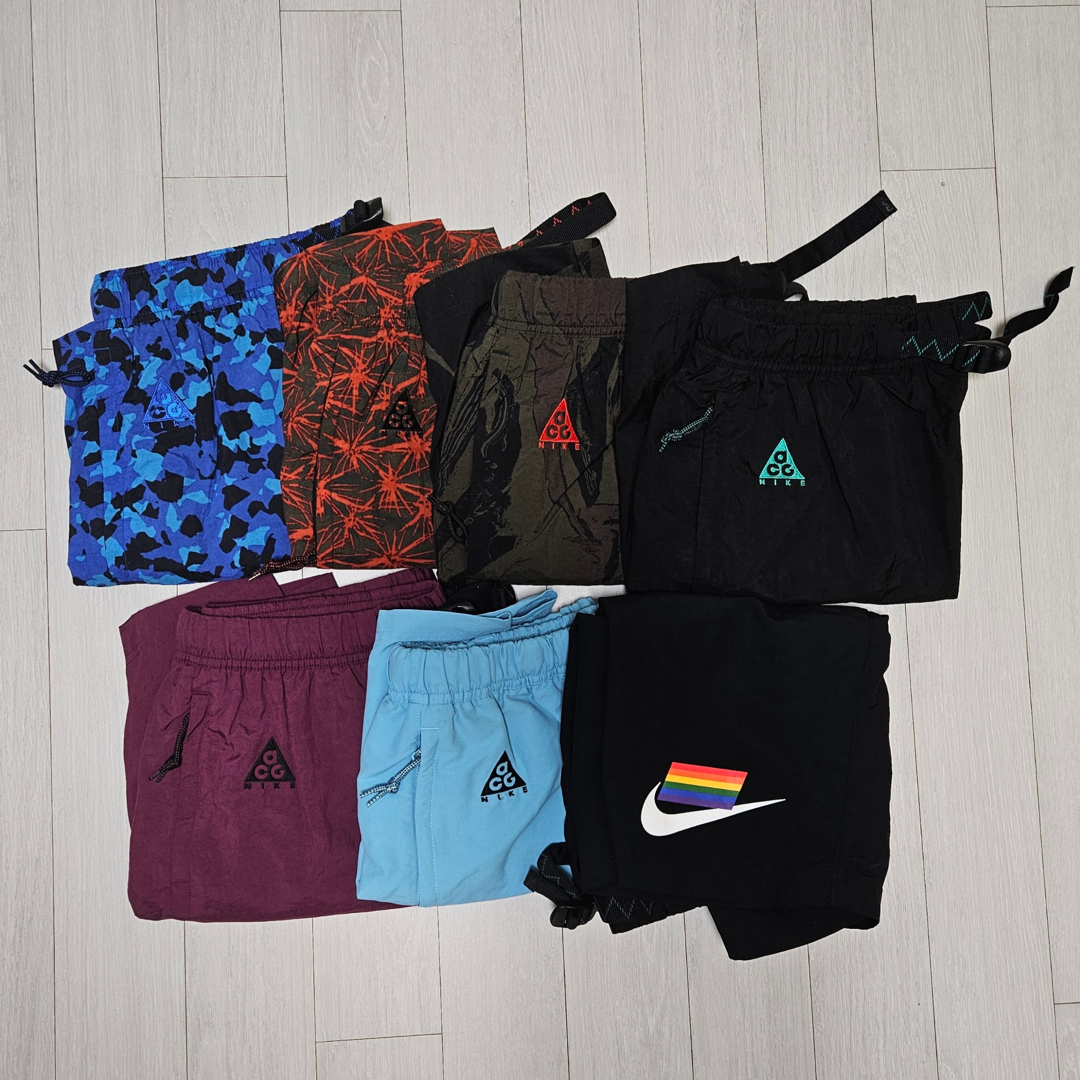 Nike ACG AOP Woven Shorts Hyper Royal - Asia, Nike ACG Woven Shorts Blue gale - Asia 착용 스타일 - 1