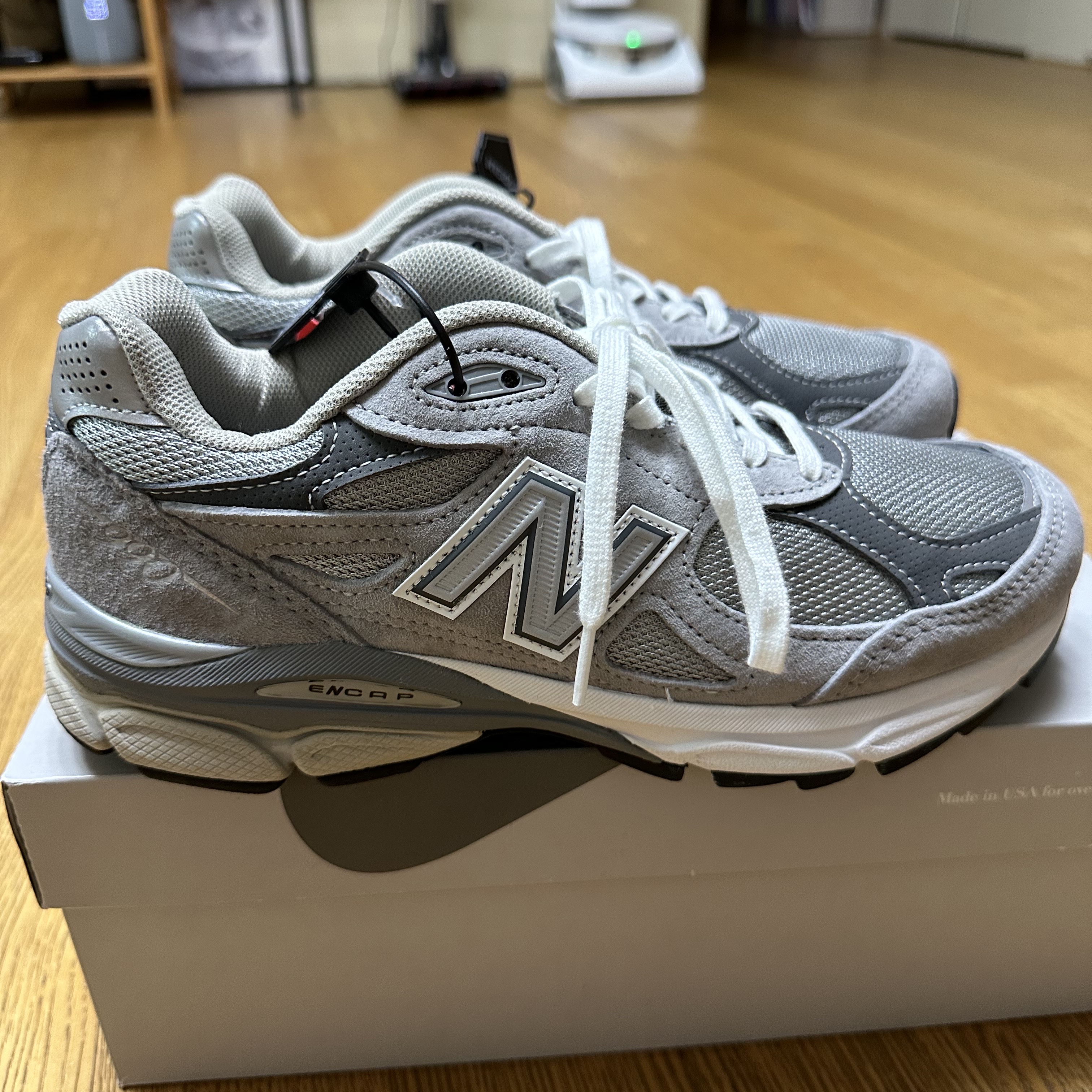 New Balance 990v3 Made in USA Grey - D Standard 착용 스타일
