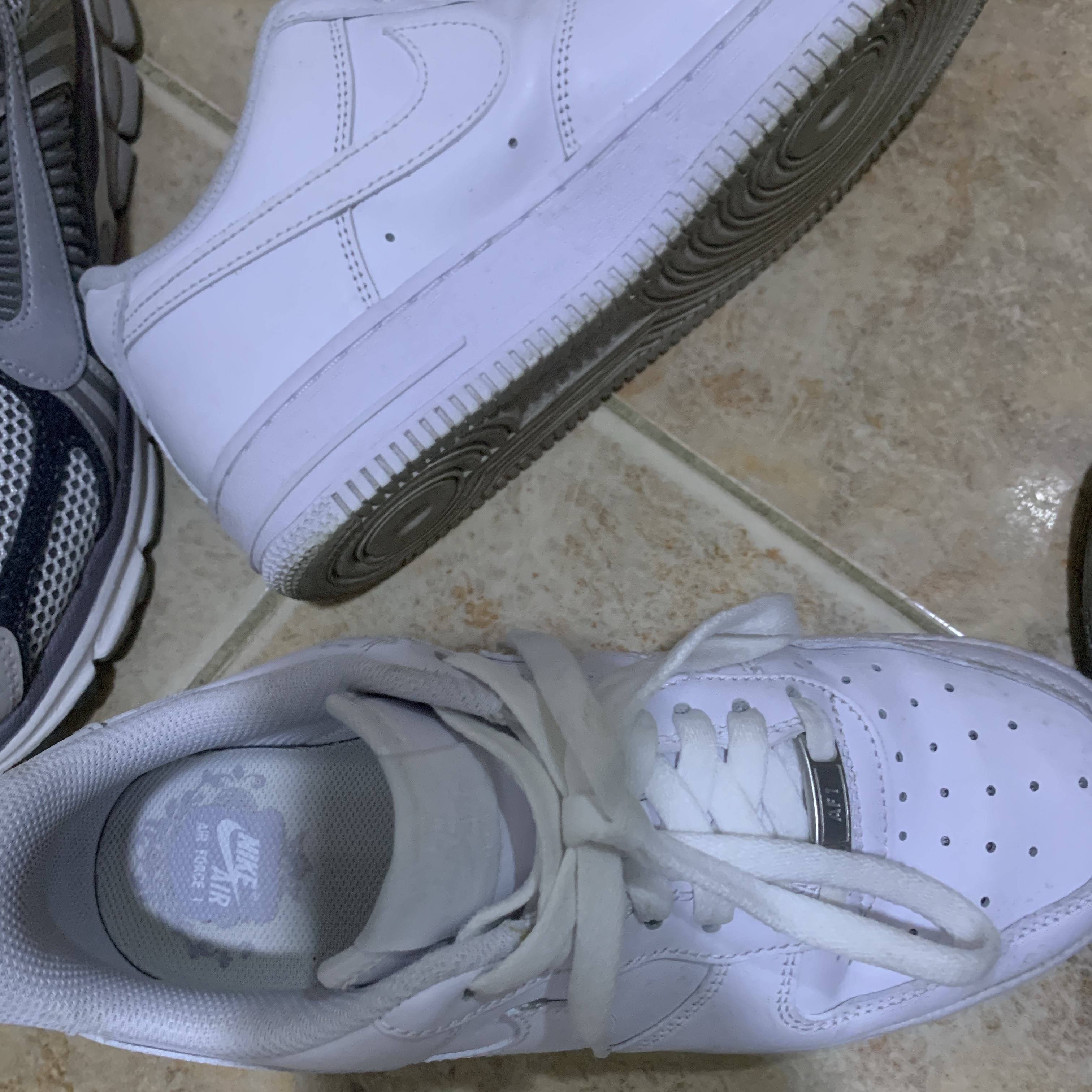 Nike Air Force 1 '07 Low White 착용 스타일