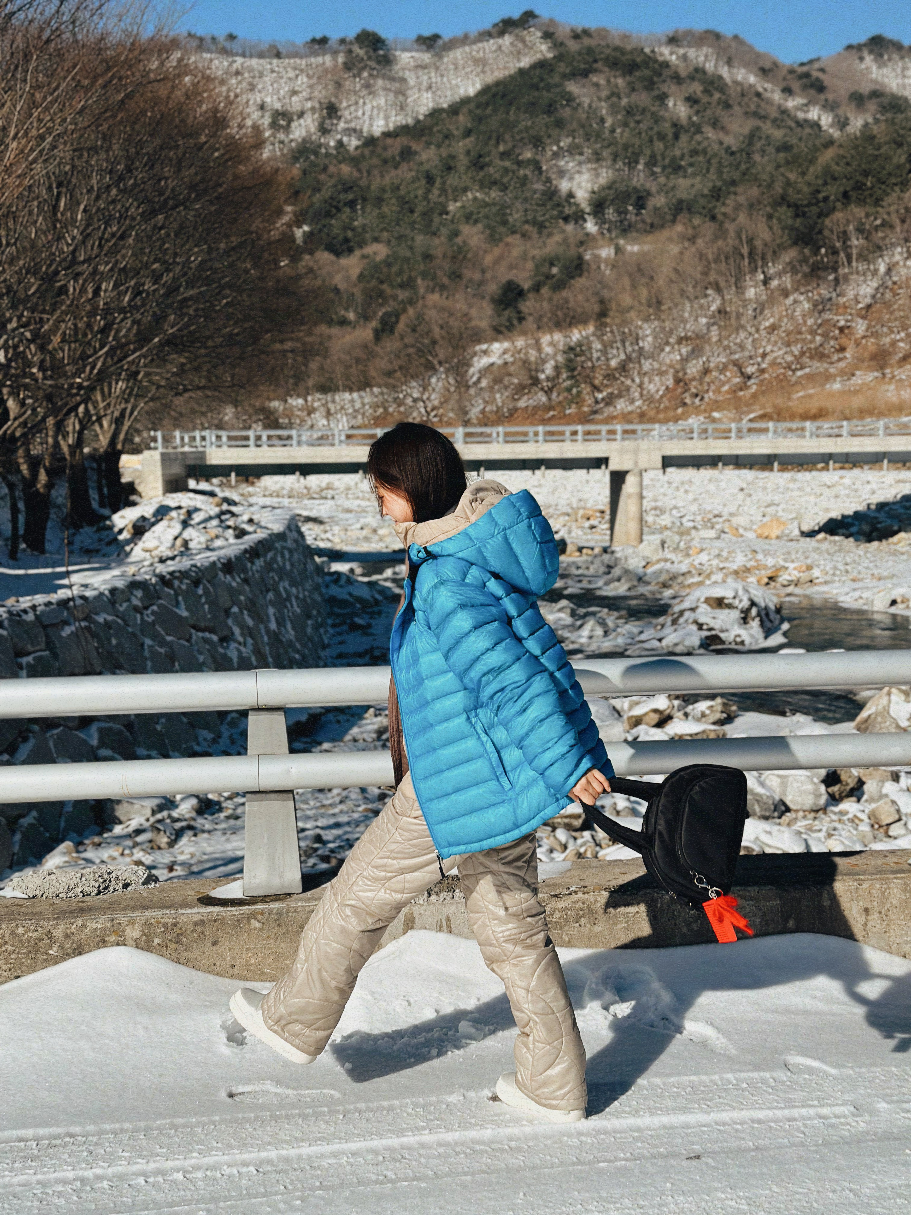 Sansan Gear Suffix Puffer Jacket Sky Blue - 23FW, Arc'teryx Atom Hoody Smoke Bluff 착용 스타일 - 1