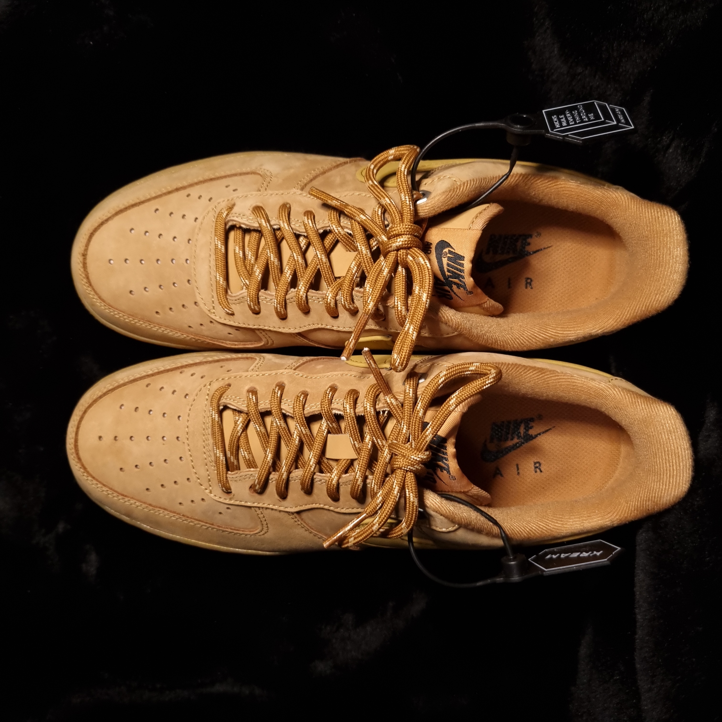 Nike Air Force 1 '07 WB Flax 착용 스타일 - 2