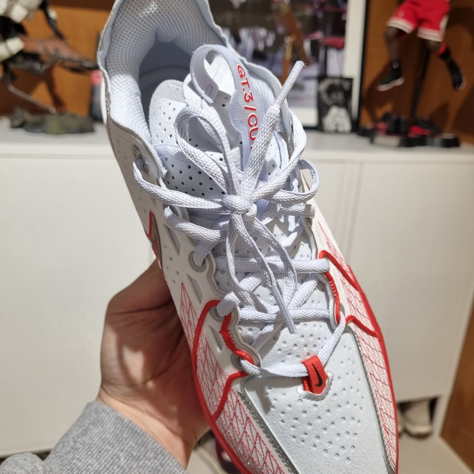 Nike Air Zoom GT Cut 3 EP Summit White Picante Red 착용 스타일 - 2