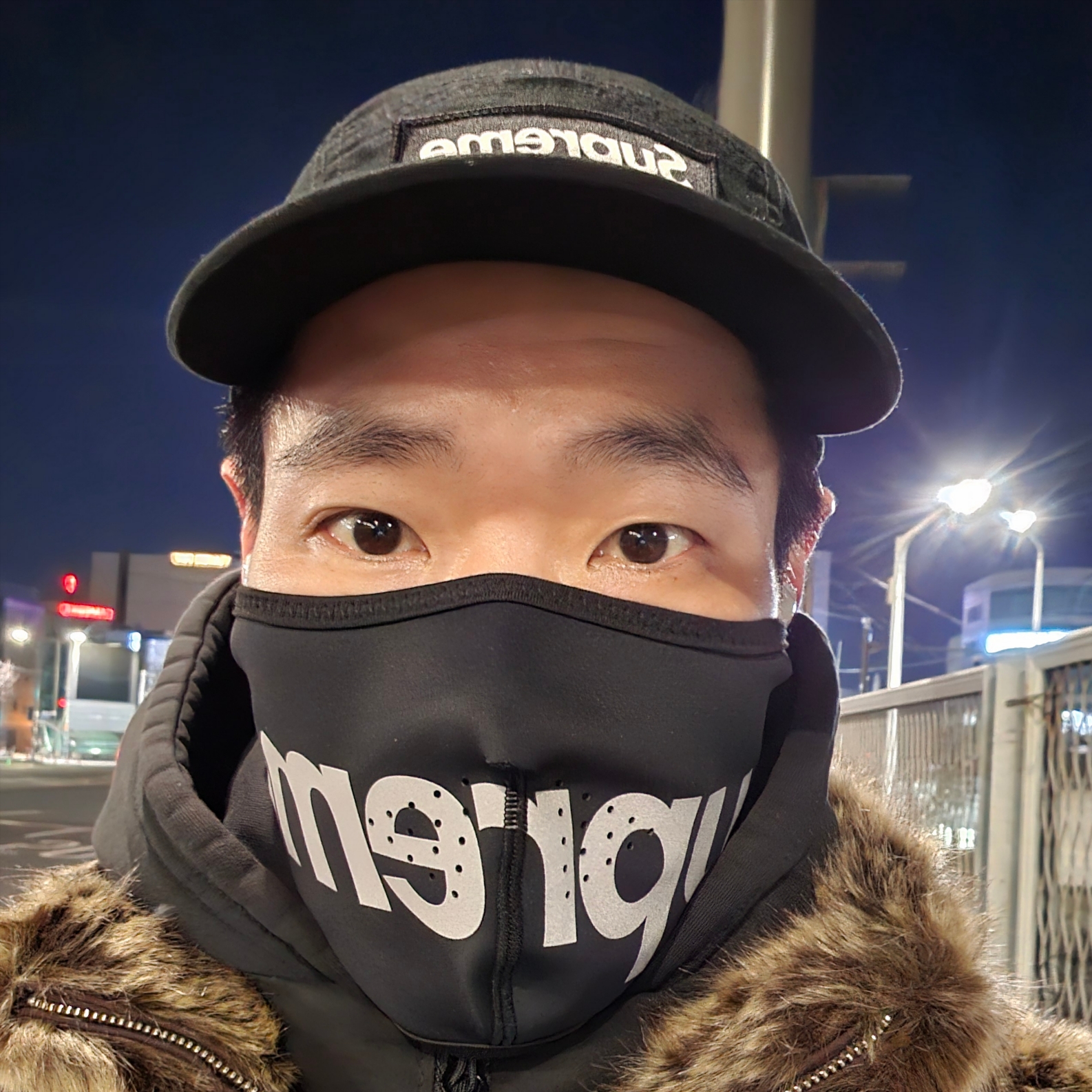 Supreme Military Camp Cap Black - 23FW, Supreme Windstopper Facemask Black - 23FW 착용 스타일