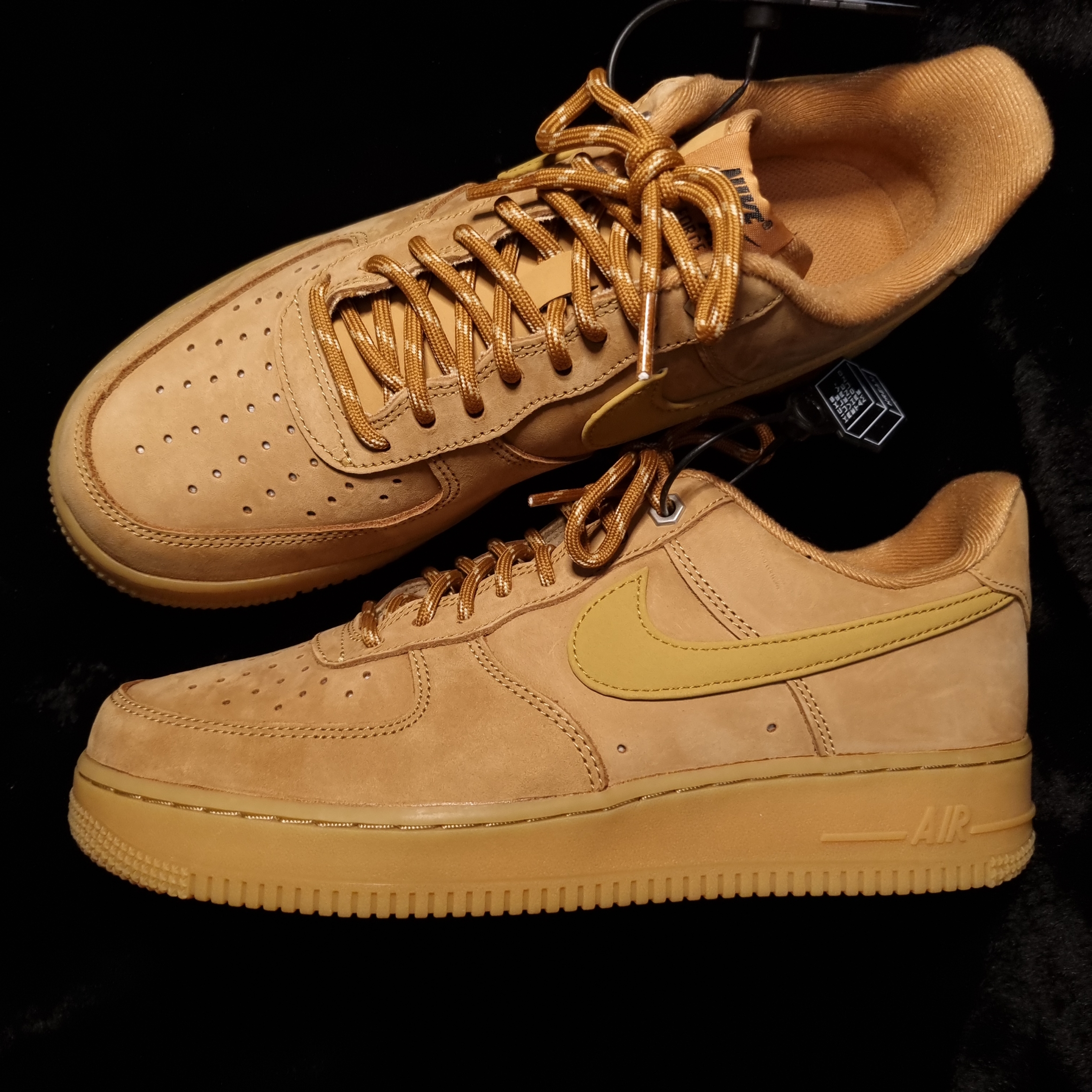 Nike Air Force 1 '07 WB Flax 착용 스타일 - 1