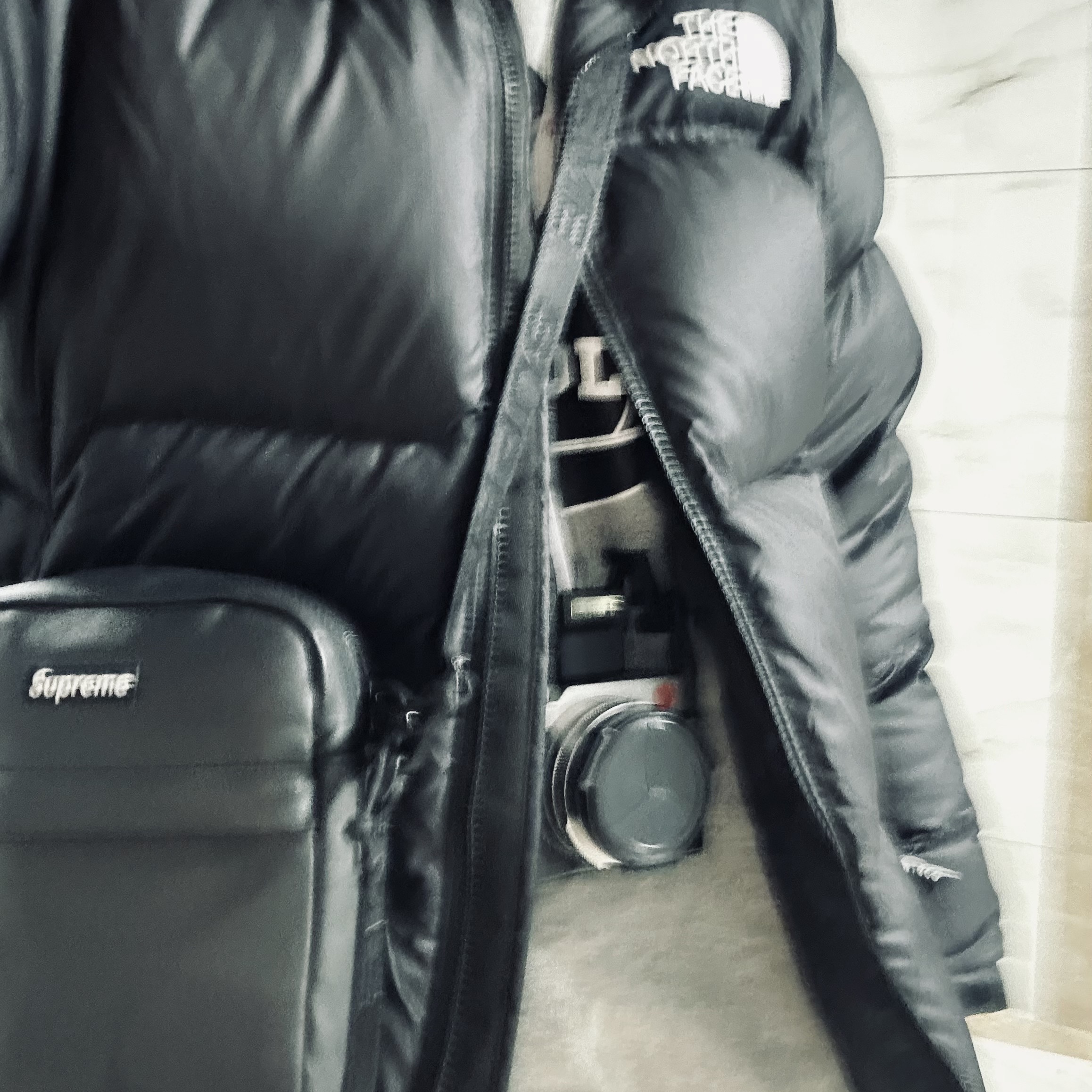 Supreme Leather Shoulder Bag Black - 23FW, Nike x Supreme Shox Ride 2 SP Black 착용 스타일 - 2
