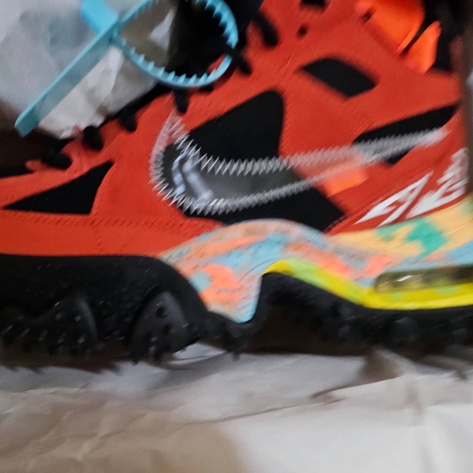 Nike x Off-White Terra Forma Mantra Orange 착용 스타일