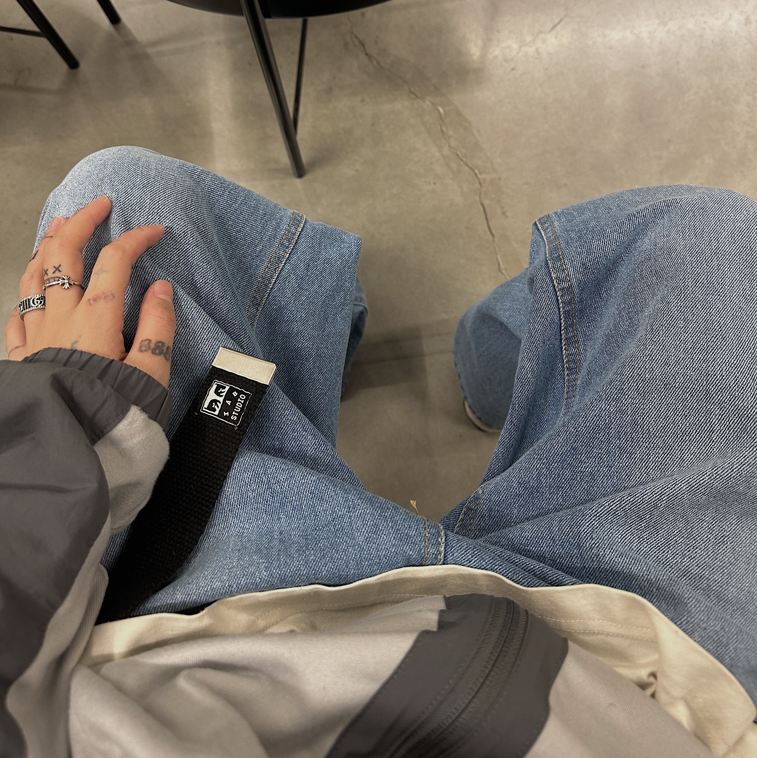 IAB Studio x Obey Web Belt Black, Gucci Ring with Double G Silver 착용 스타일