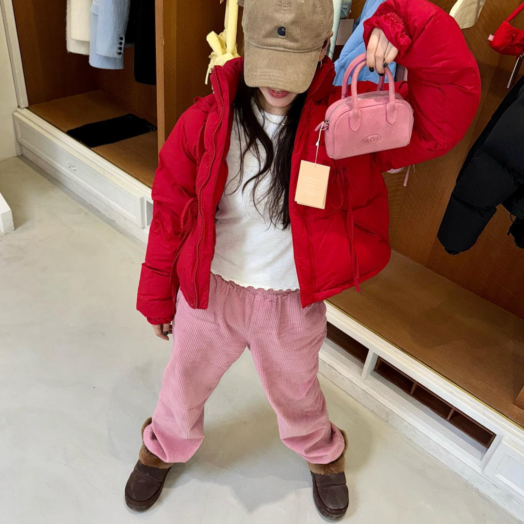 (W) UGG Classic Chillapeak Burnt Cedar 착용 스타일 - 3