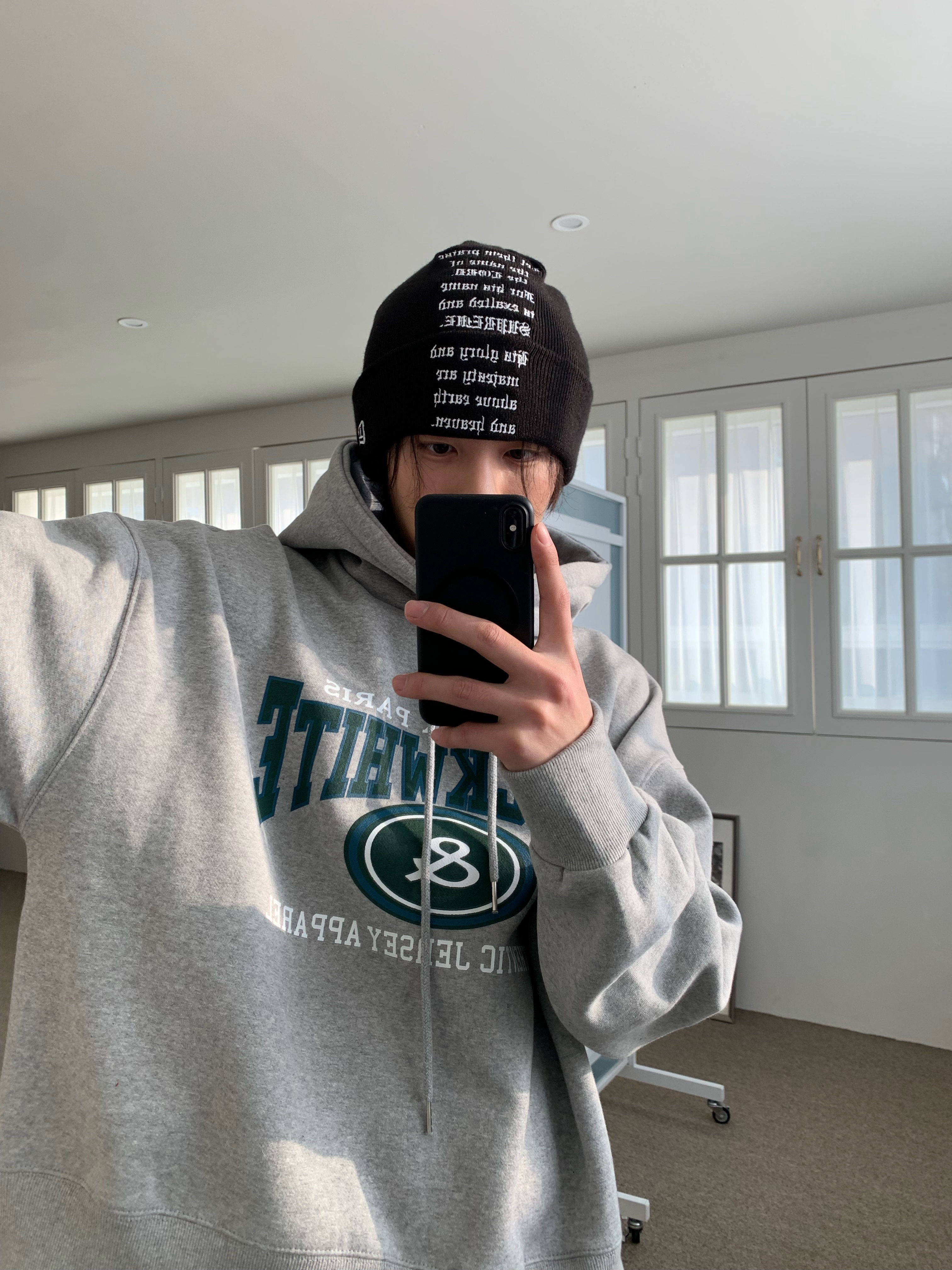 Supreme New Era Psalm Beanie Black - 23FW 착용 스타일 - 1