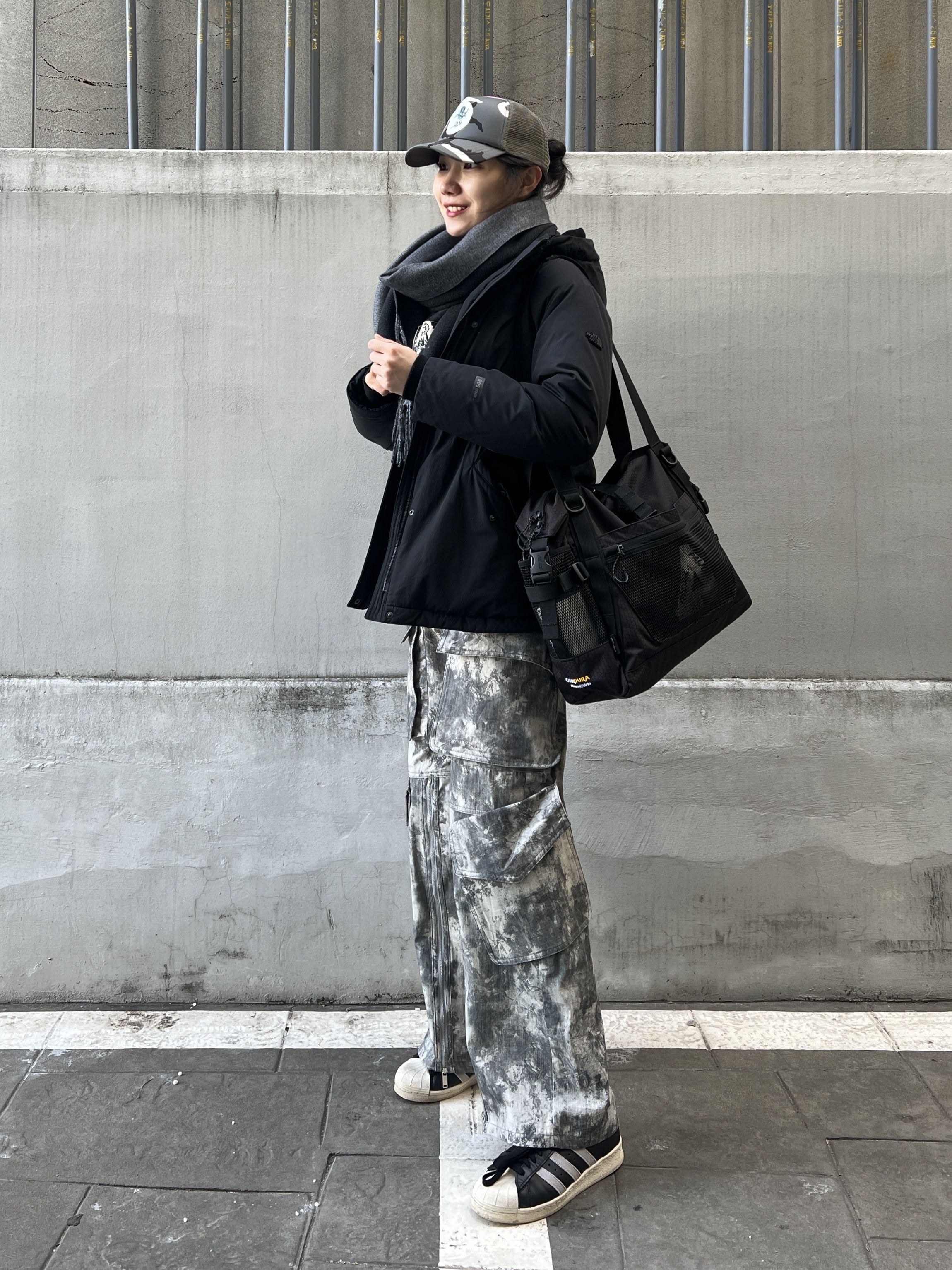 Adidas Superstar 82 FI Core Black, Palace Cordura Eco Hex Ripstop Shoulder Bag Black - 23FW 착용 스타일 - 2