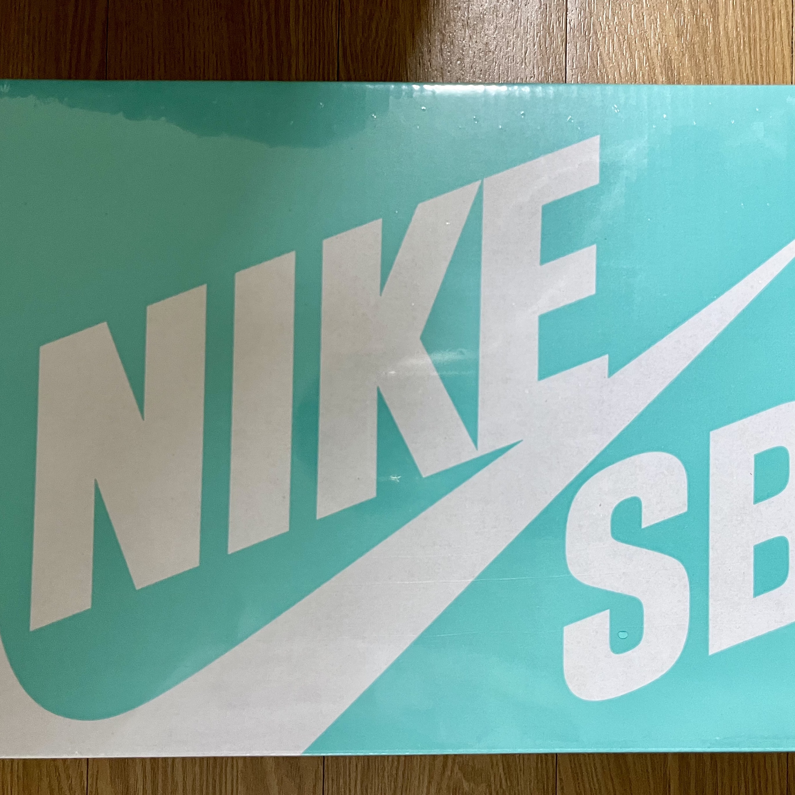 Nike SB Alleyoop University Red 착용 스타일 - 3