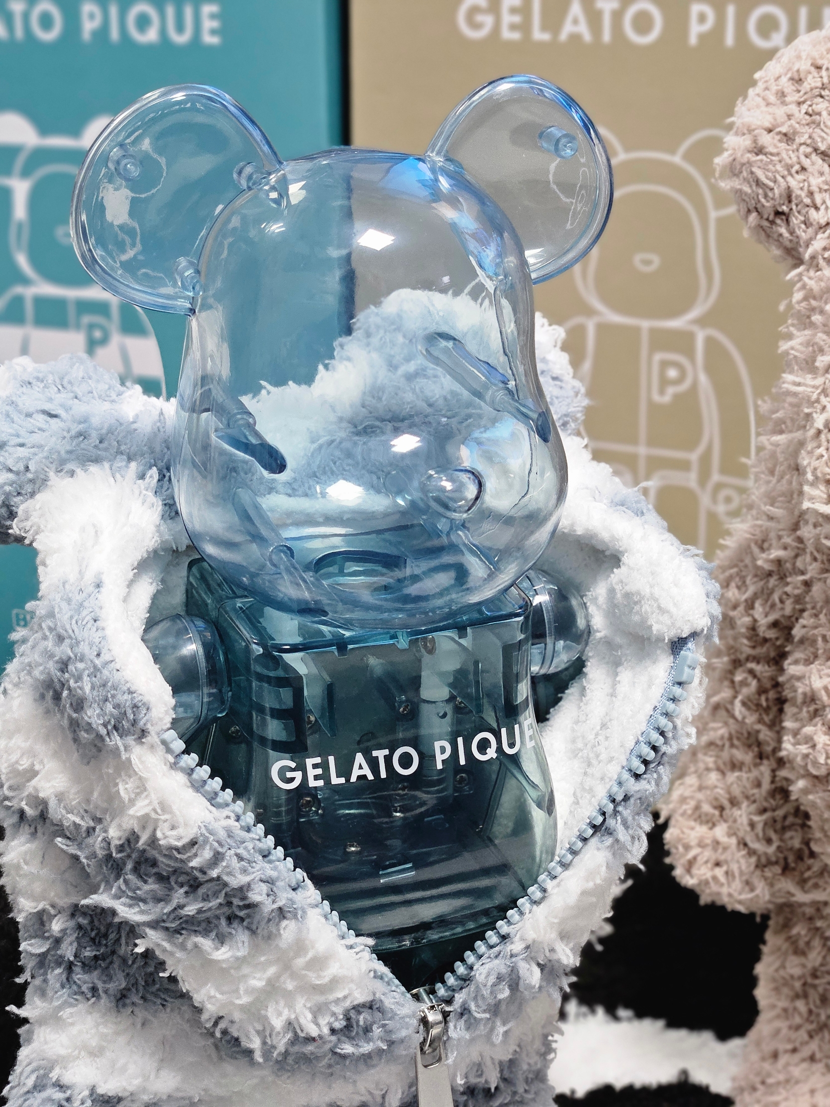 Bearbrick x Gelato Pique Mint 400%, Bearbrick x Gelato Pique Beige 400% 착용 스타일 - 4