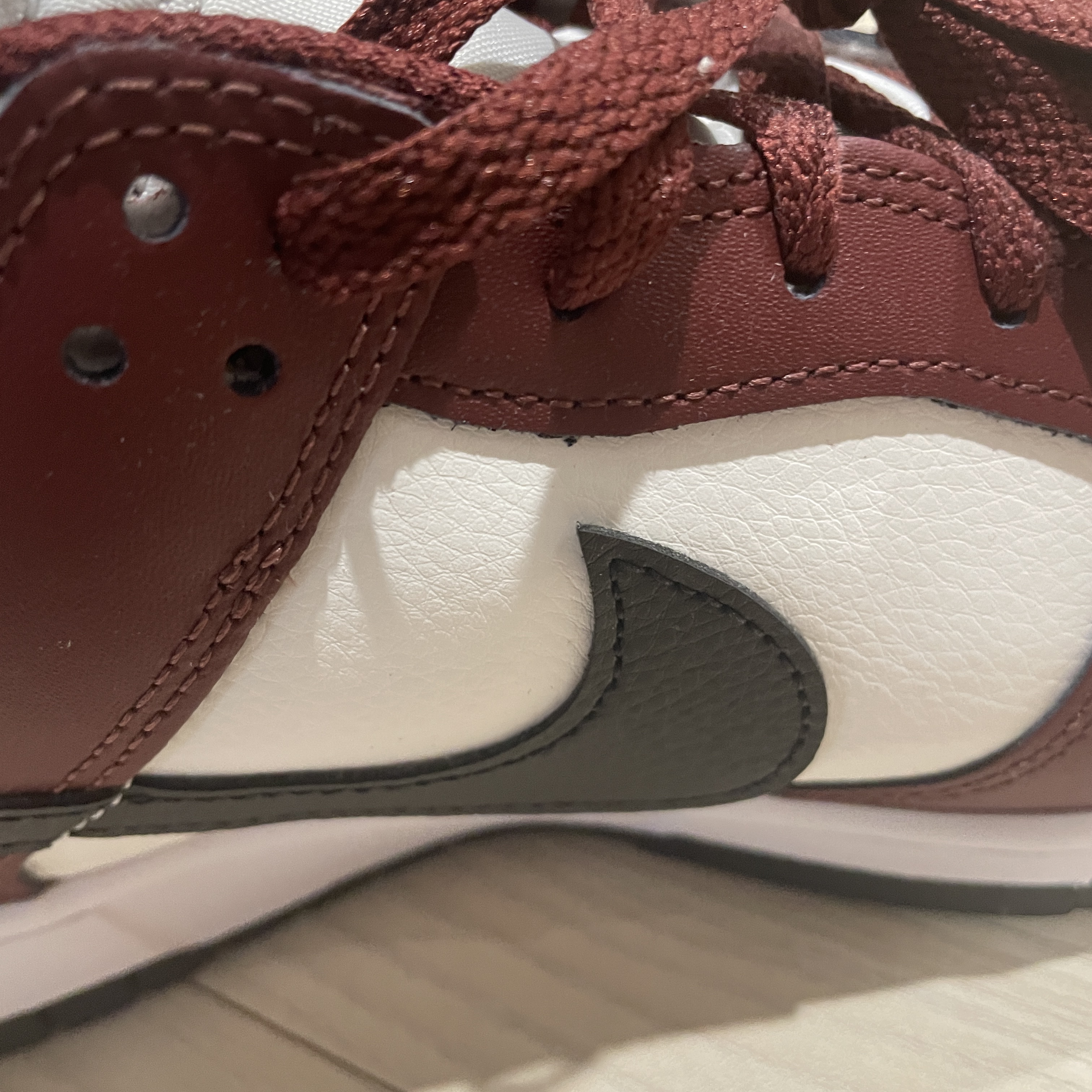 Nike Dunk Low Dark Team Red 착용 스타일