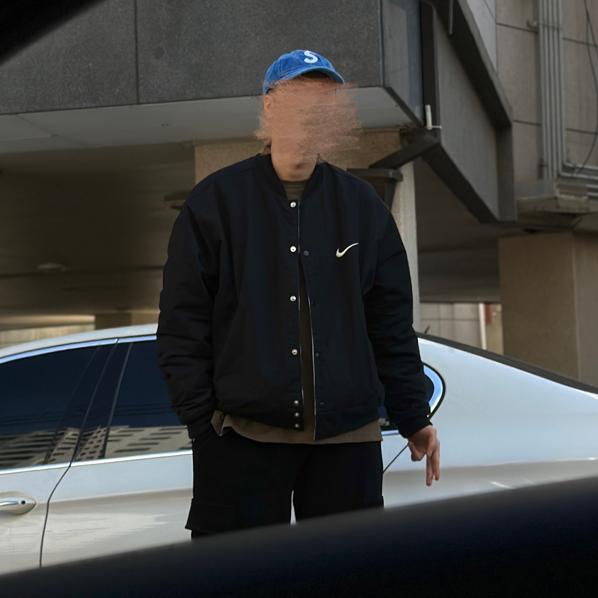 Nike x Stussy Reversible Jacket Black (FJ9153-010), Supreme Corduroy S Logo 6-Panel Royal - 23FW 착용 스타일