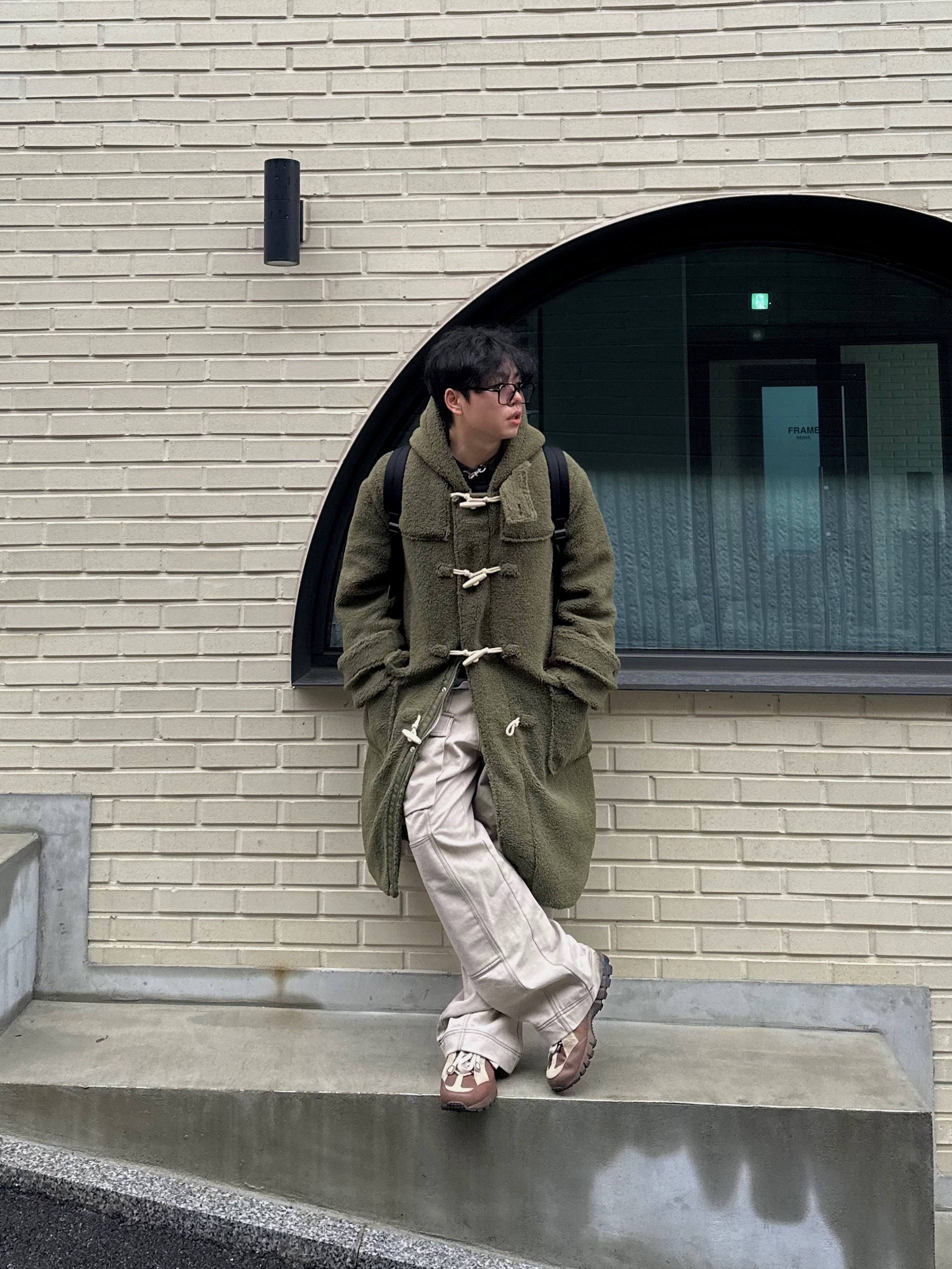 Nike x Jacquemus Air Humara LX Ale Brown and Gold, Our Legacy Ladon Leather Keychain Black 착용 스타일 - 4