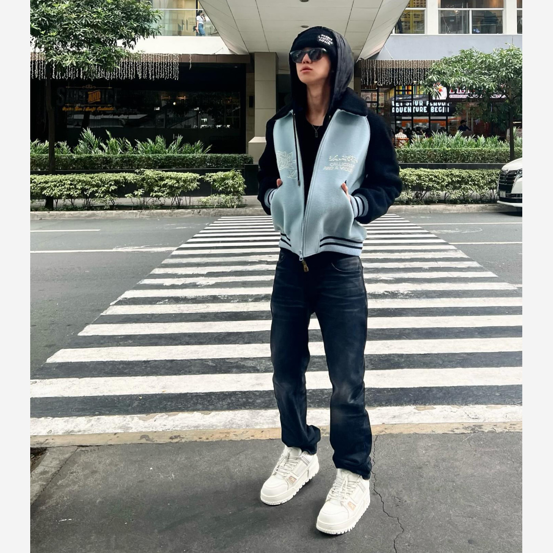 Louis Vuitton LV Trainer Maxi Sneakers White 착용 스타일 - 2