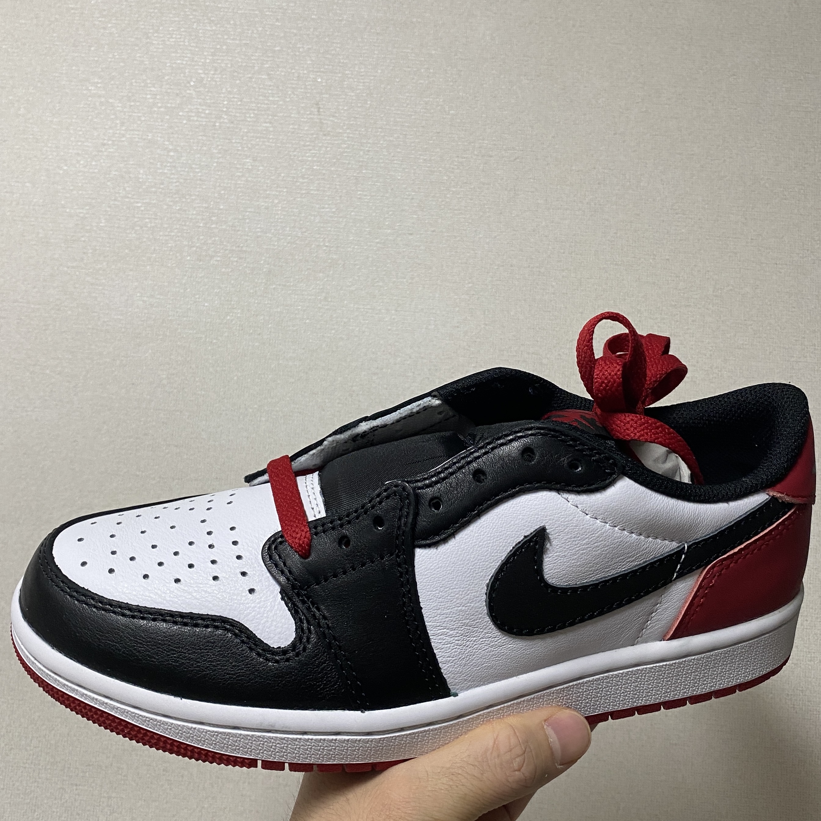 Jordan 1 Retro Low OG Black Toe 착용 스타일