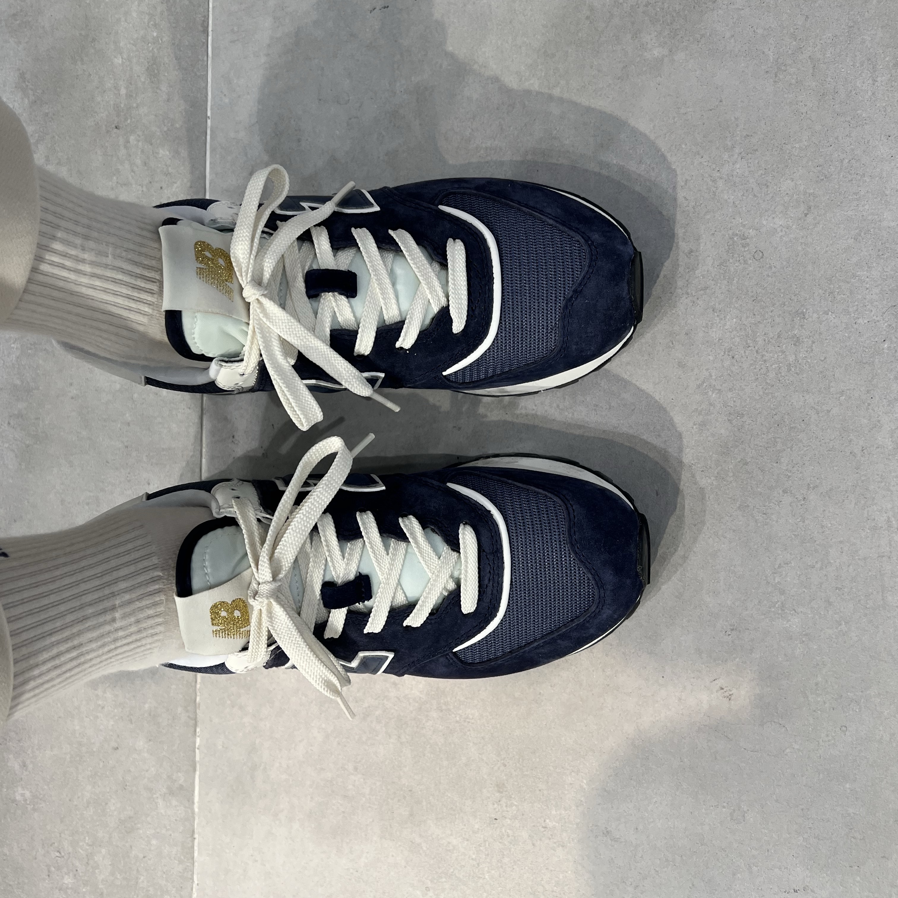 New Balance 574 Legacy Navy 착용 스타일