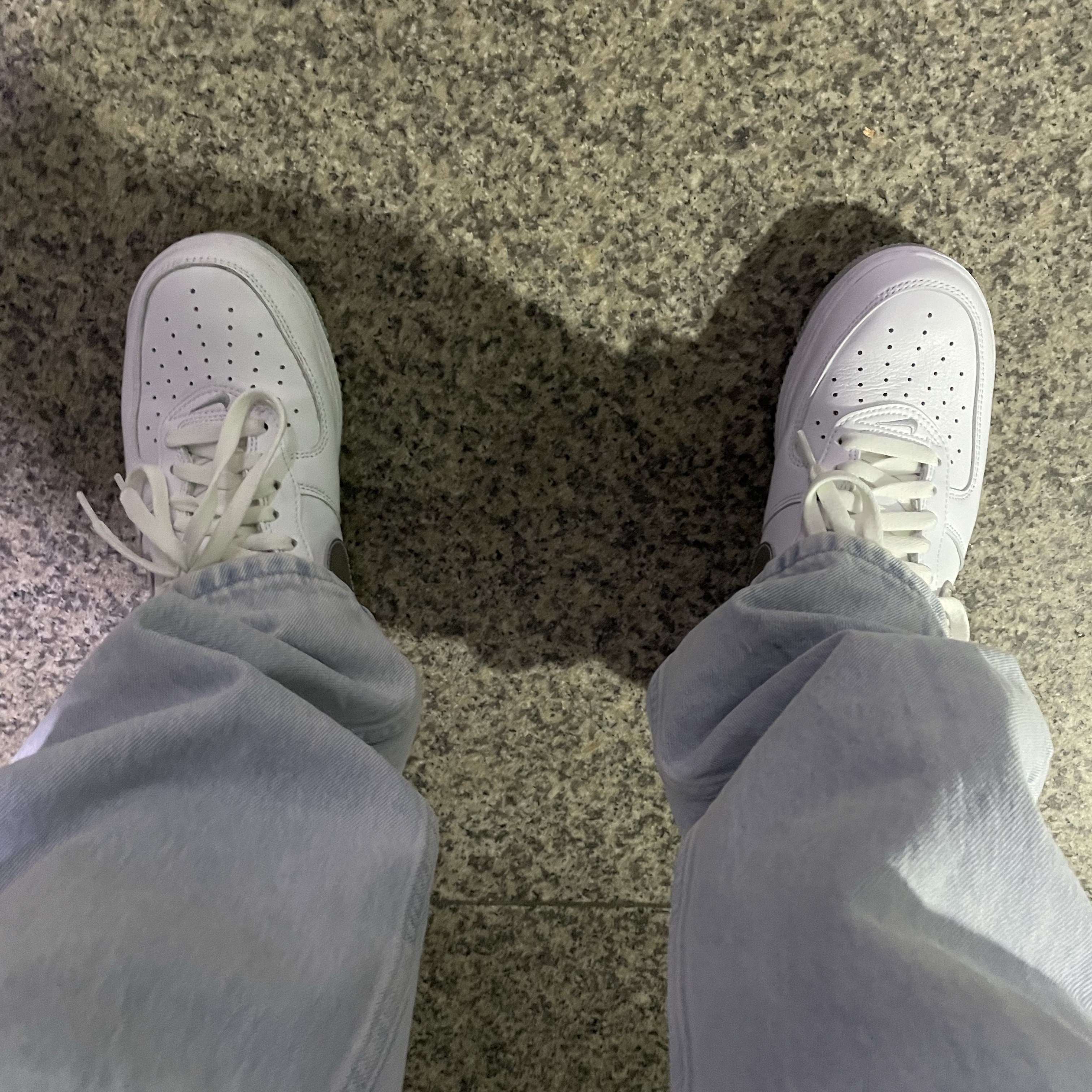 Nike Air Force 1 '07 Low White 착용 스타일