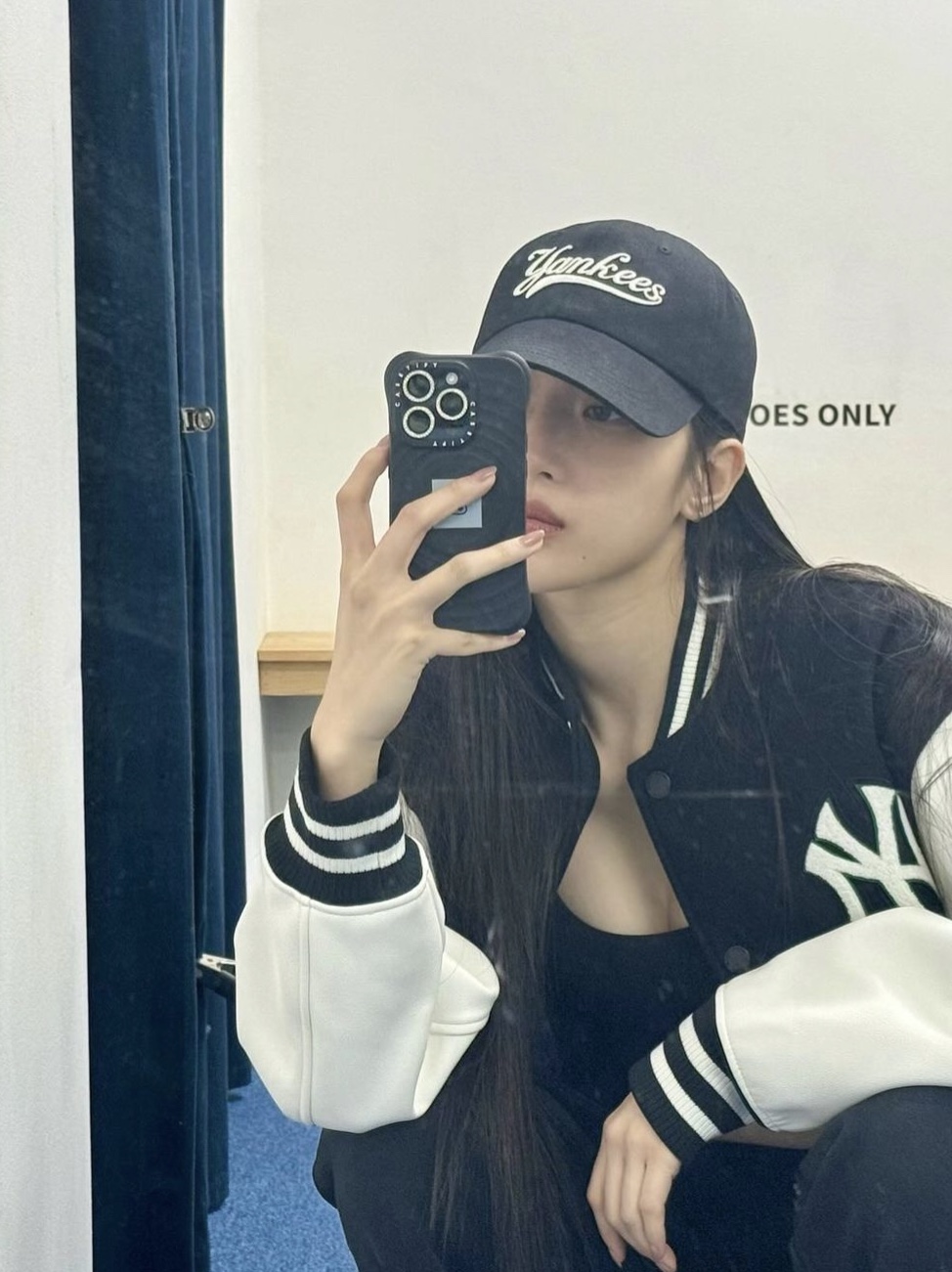 get shopping with me🛍️님의 스타일 - 1
