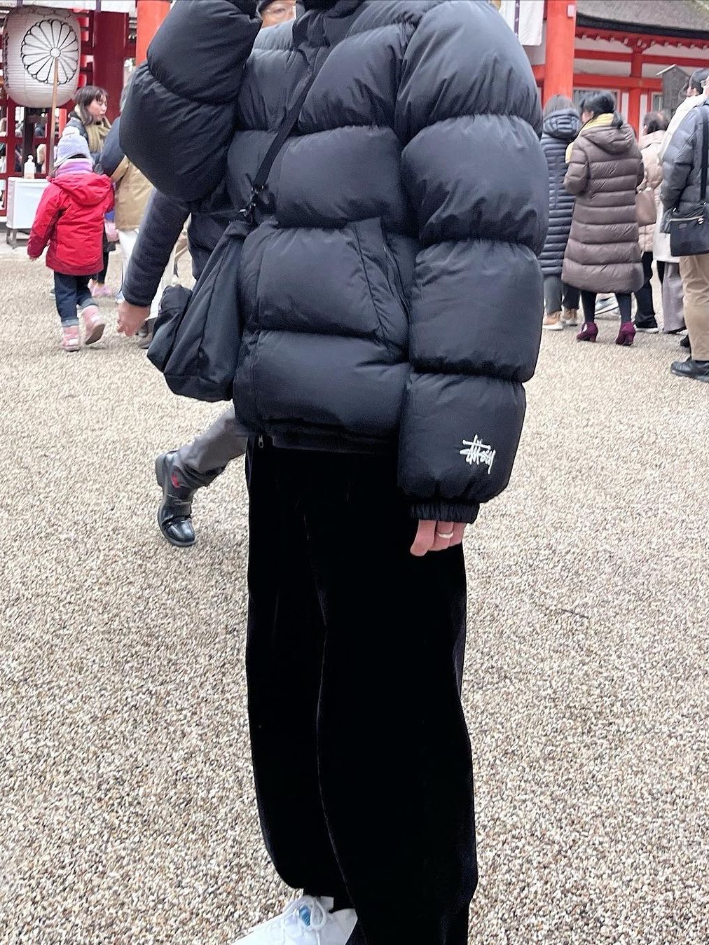 Stussy Down Parka Micro Ripstop Phantom Black, Stussy Down Puffer Parachute Ripstop Charcoal 착용 스타일 - 3