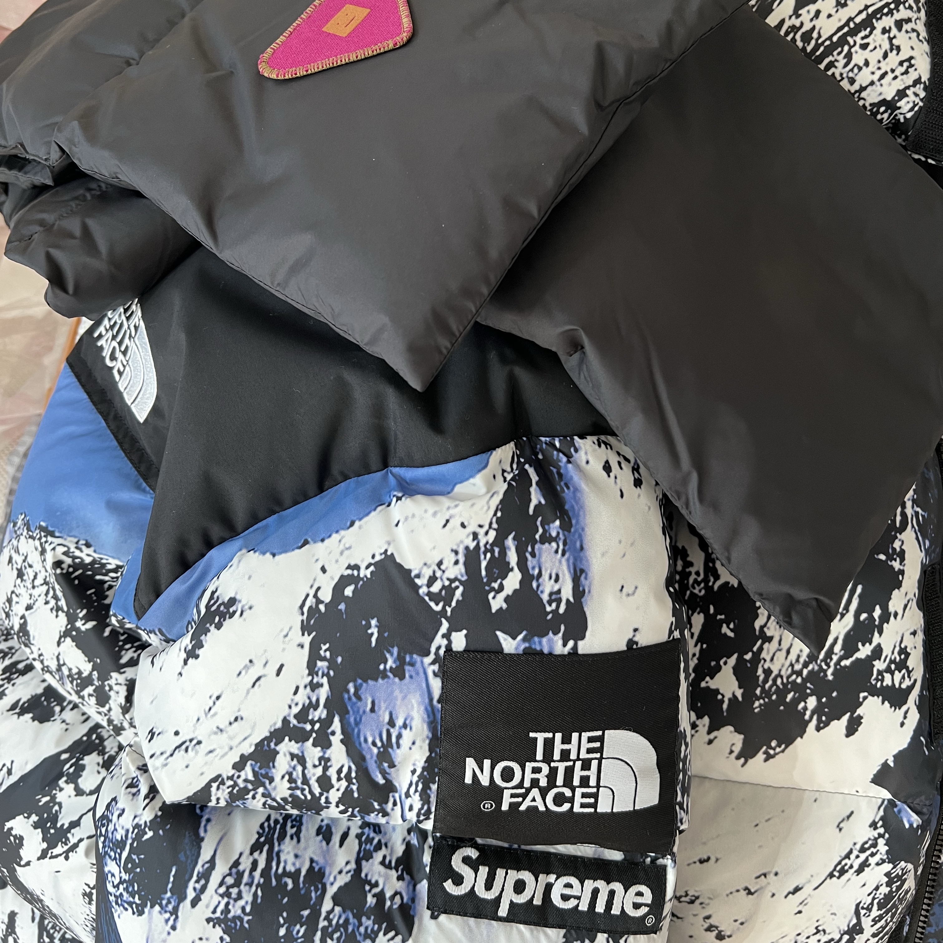 Supreme x The North Face Mountain Baltoro Jacket Blue White - 17FW 착용 스타일