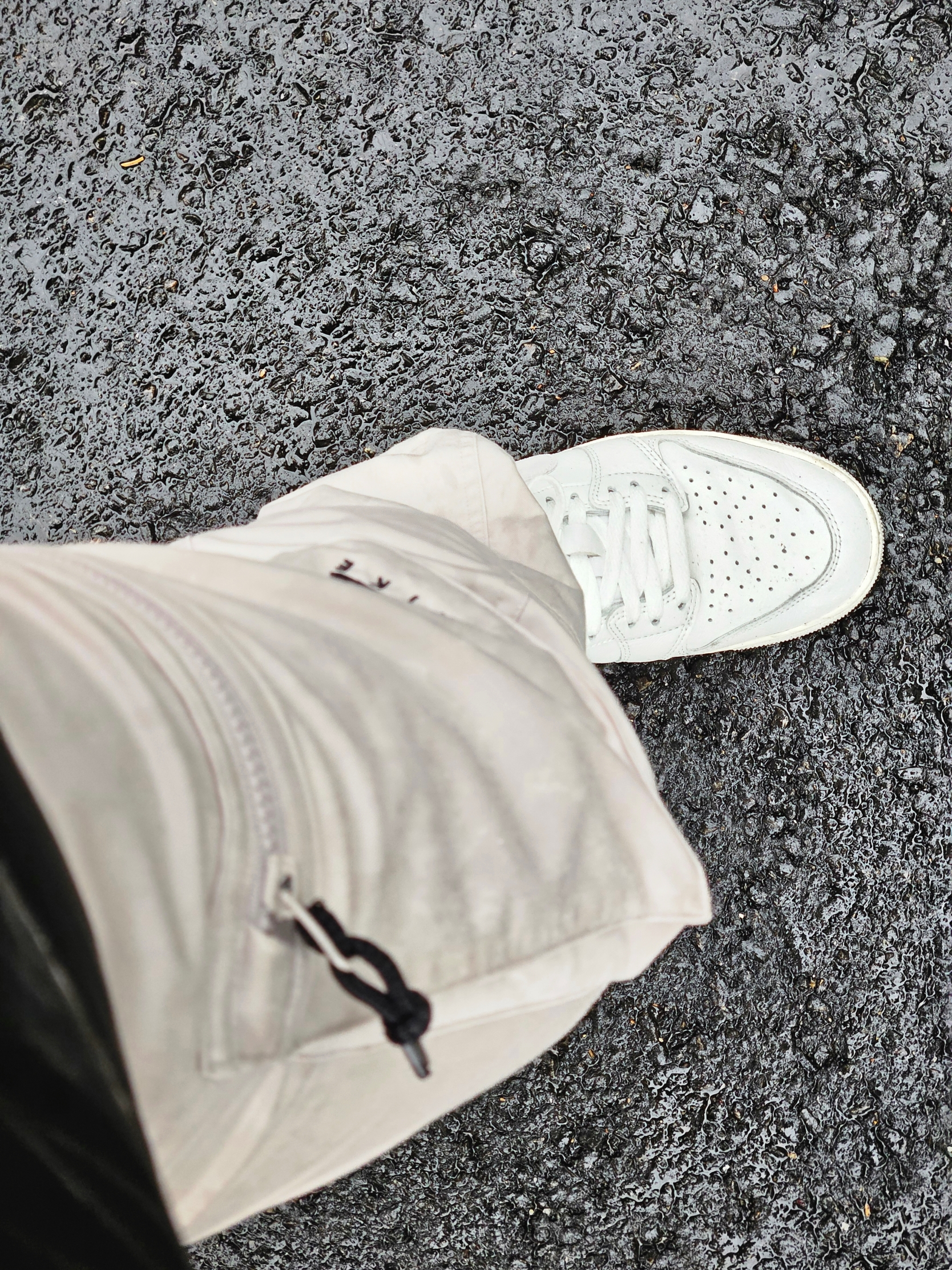 (W) Nike ACG Cargo Woven Pants Moon Particle - US/EU 착용 스타일 - 2