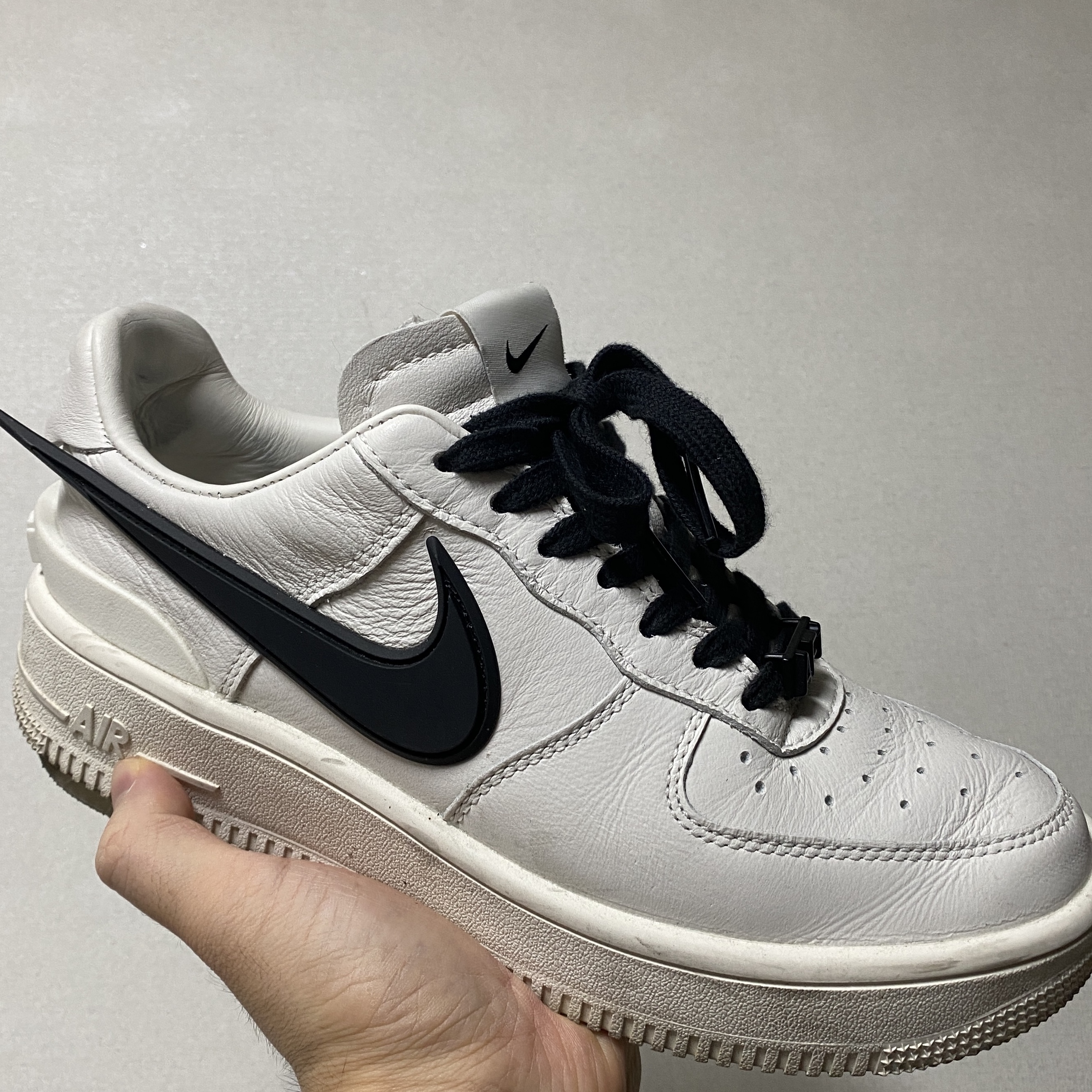 Nike x Ambush Air Force 1 Low SP Phantom 착용 스타일