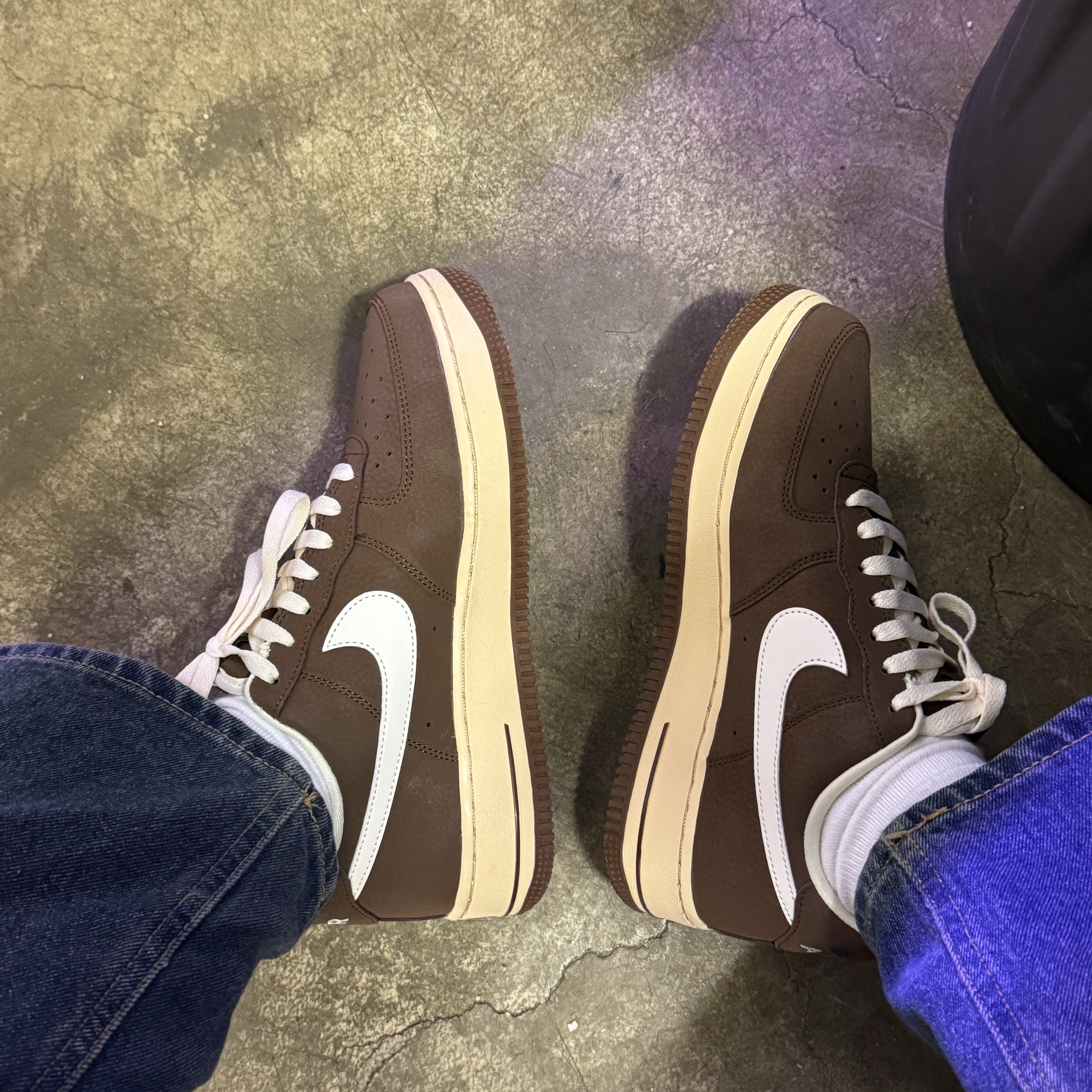 Nike Air Force 1 '07 Cacao Wow Coconut Milk 착용 스타일