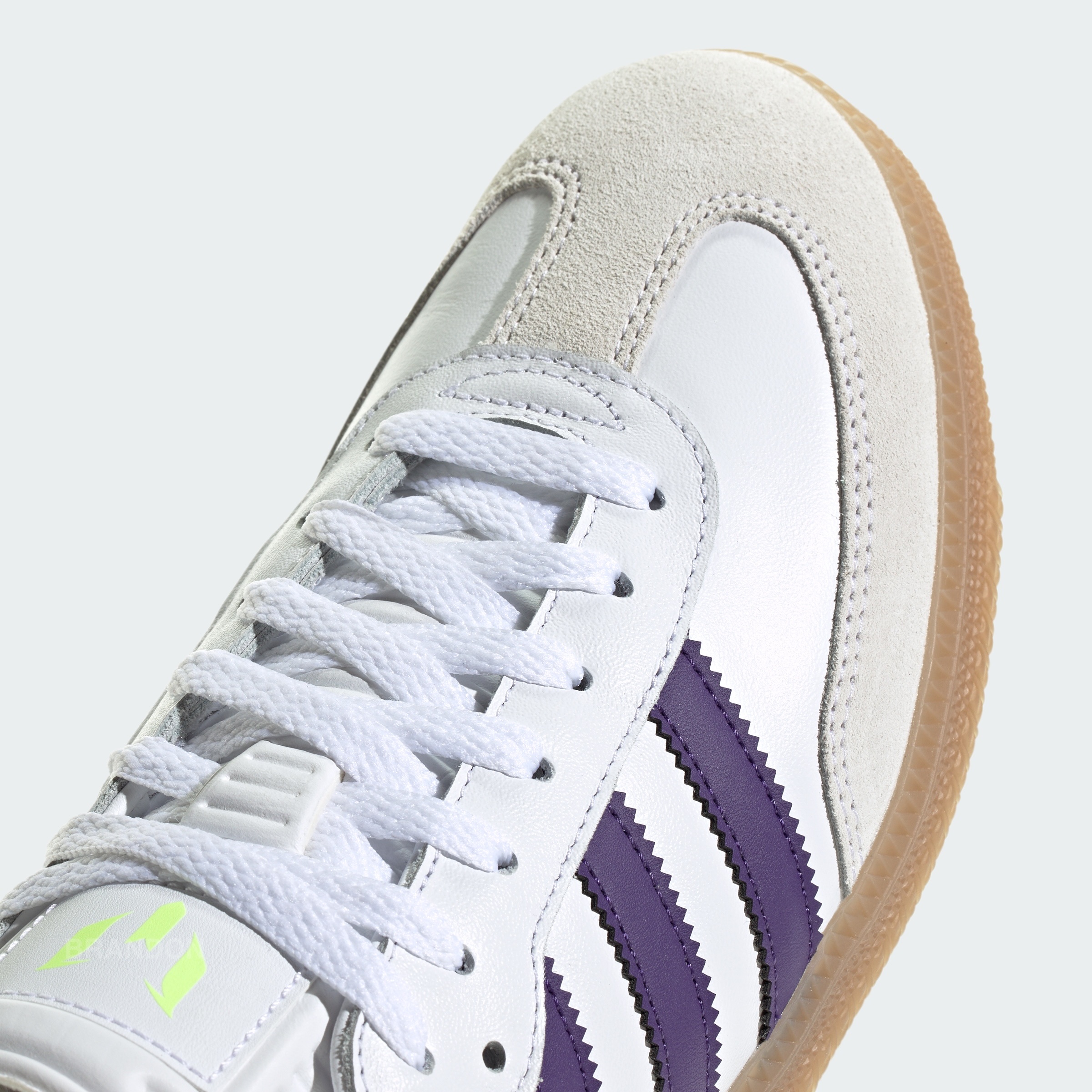 Adidas Samba OG Cloud White, Adidas Samba OG Black White Gum 착용 스타일 - 4