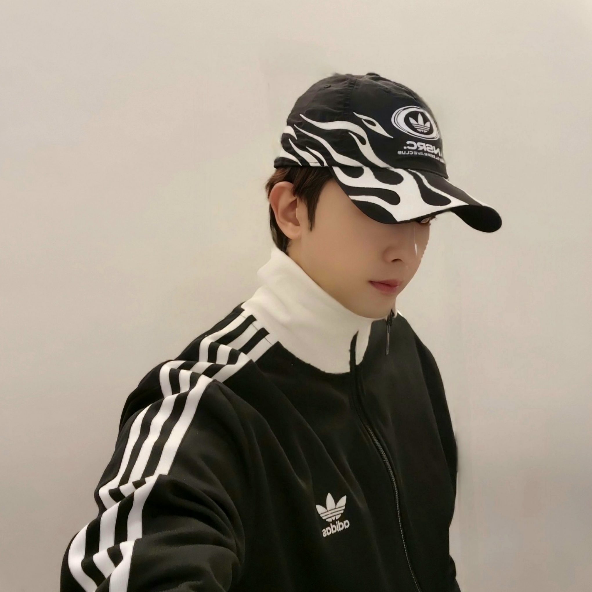 Adidas Superstar Core Black White, Adidas x NSRC Cap Black 착용 스타일 - 1