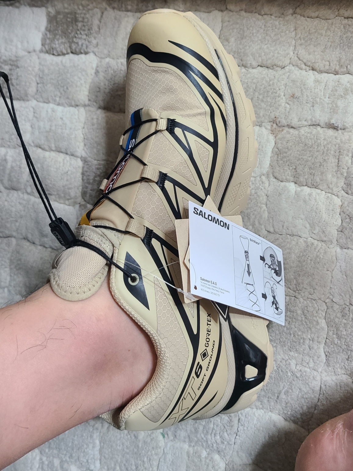 Salomon XT-6 GTX Safari Black 착용 스타일