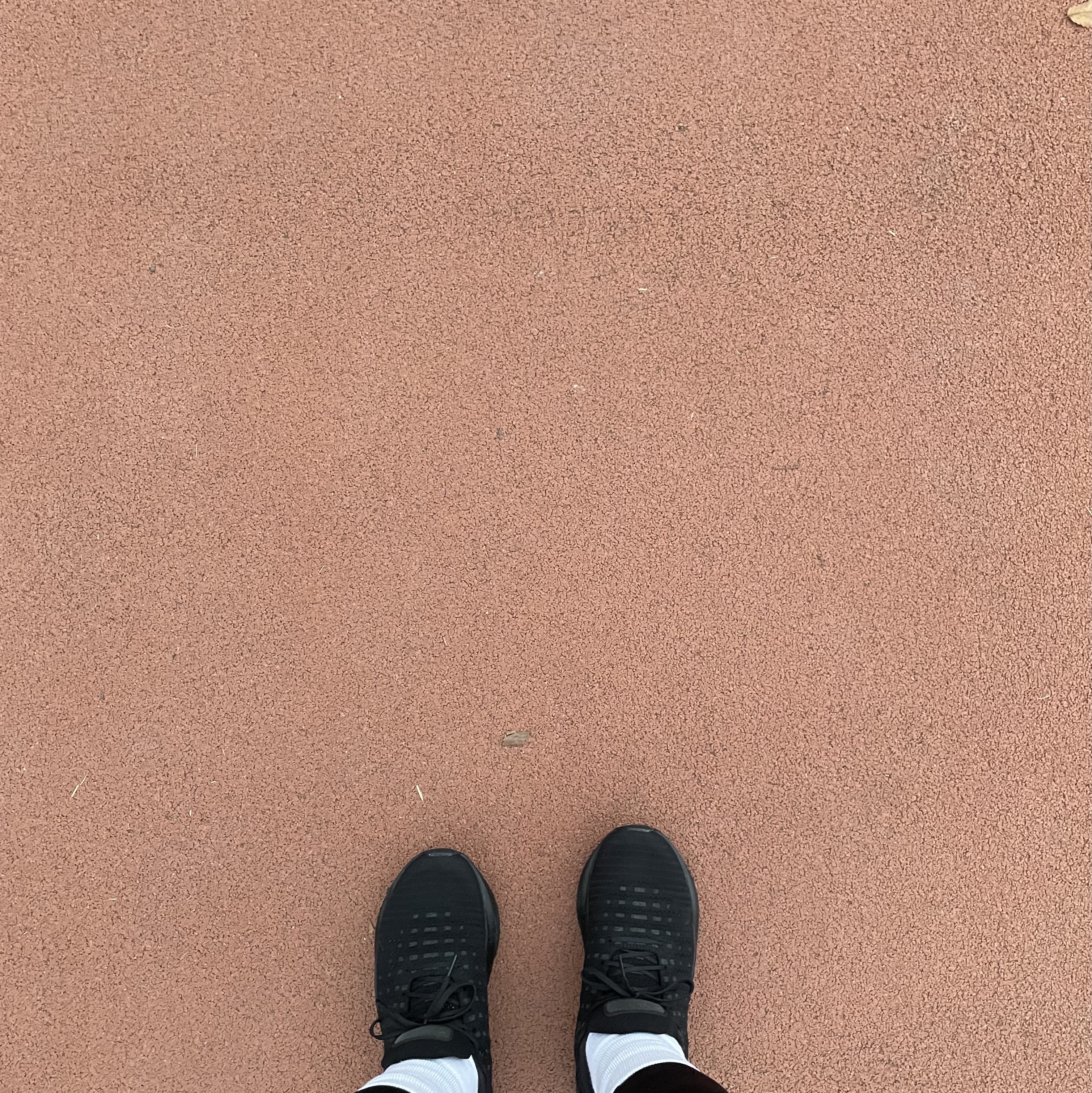 Nike ReactX Infinity Run 4 Black Anthracite 착용 스타일