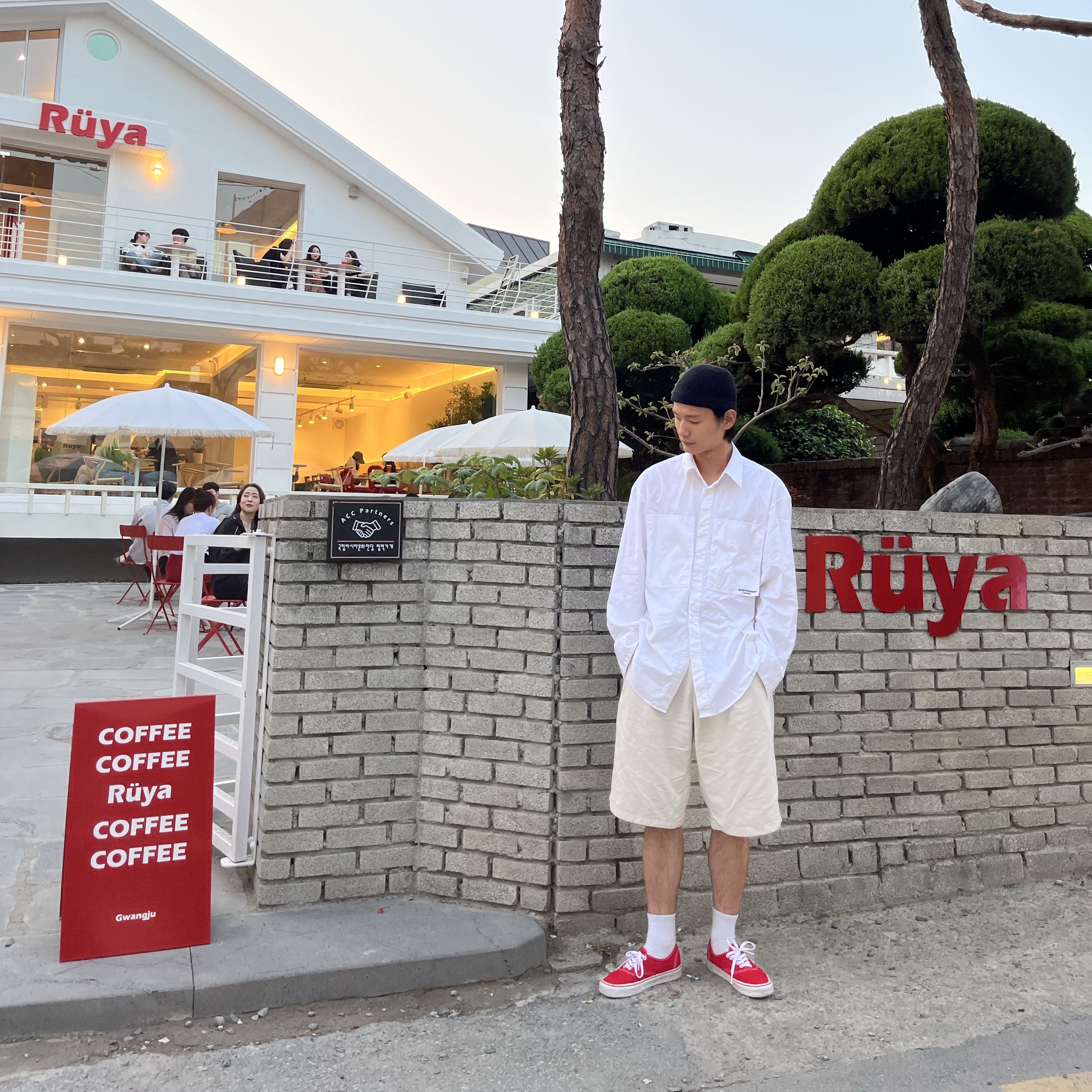 Vans Authentic Red, Wooyoungmi Back Logo Shirt White - 22SS 착용 스타일