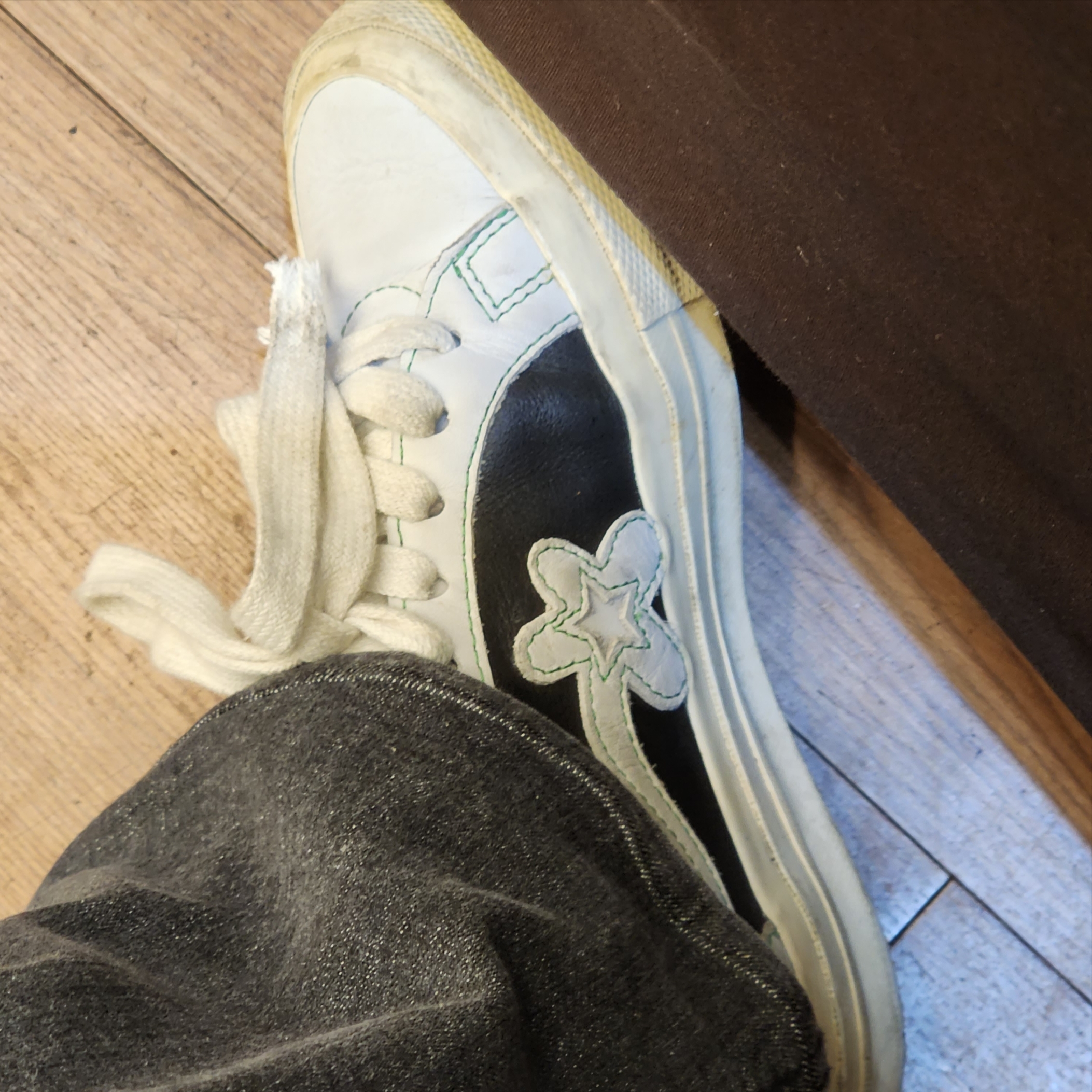 Converse x Golf le Fleur One Star Ox Industrial Pack Black 착용 스타일 - 2